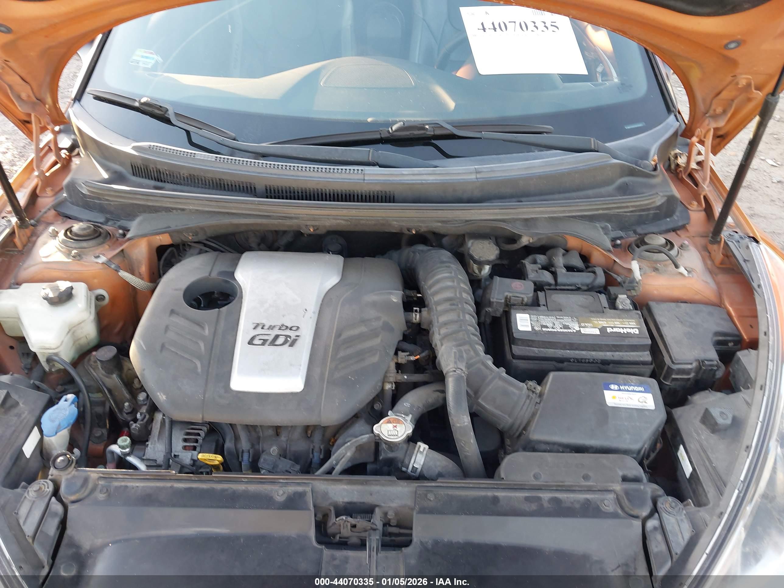 HYUNDAI VELOSTER image 10