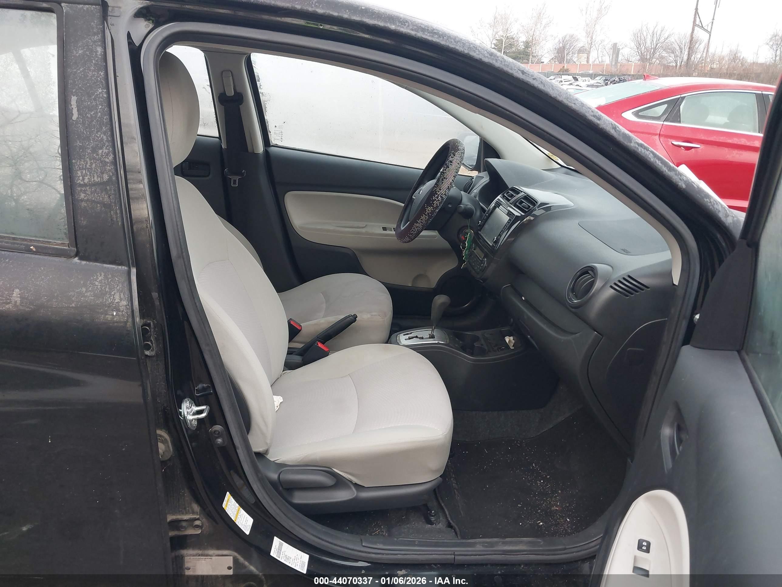 MITSUBISHI MIRAGE image 5