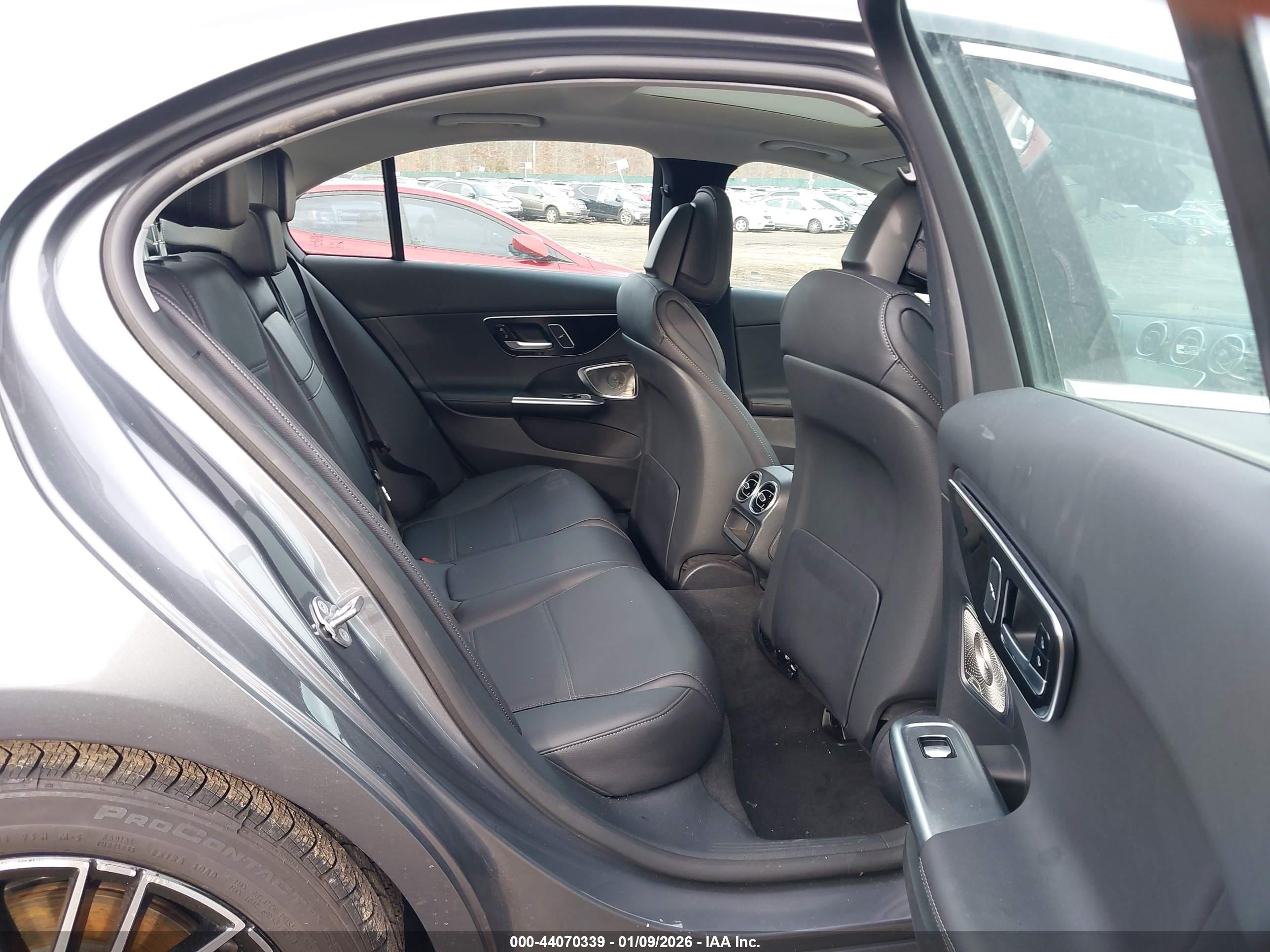 MERCEDES-BENZ C image 8