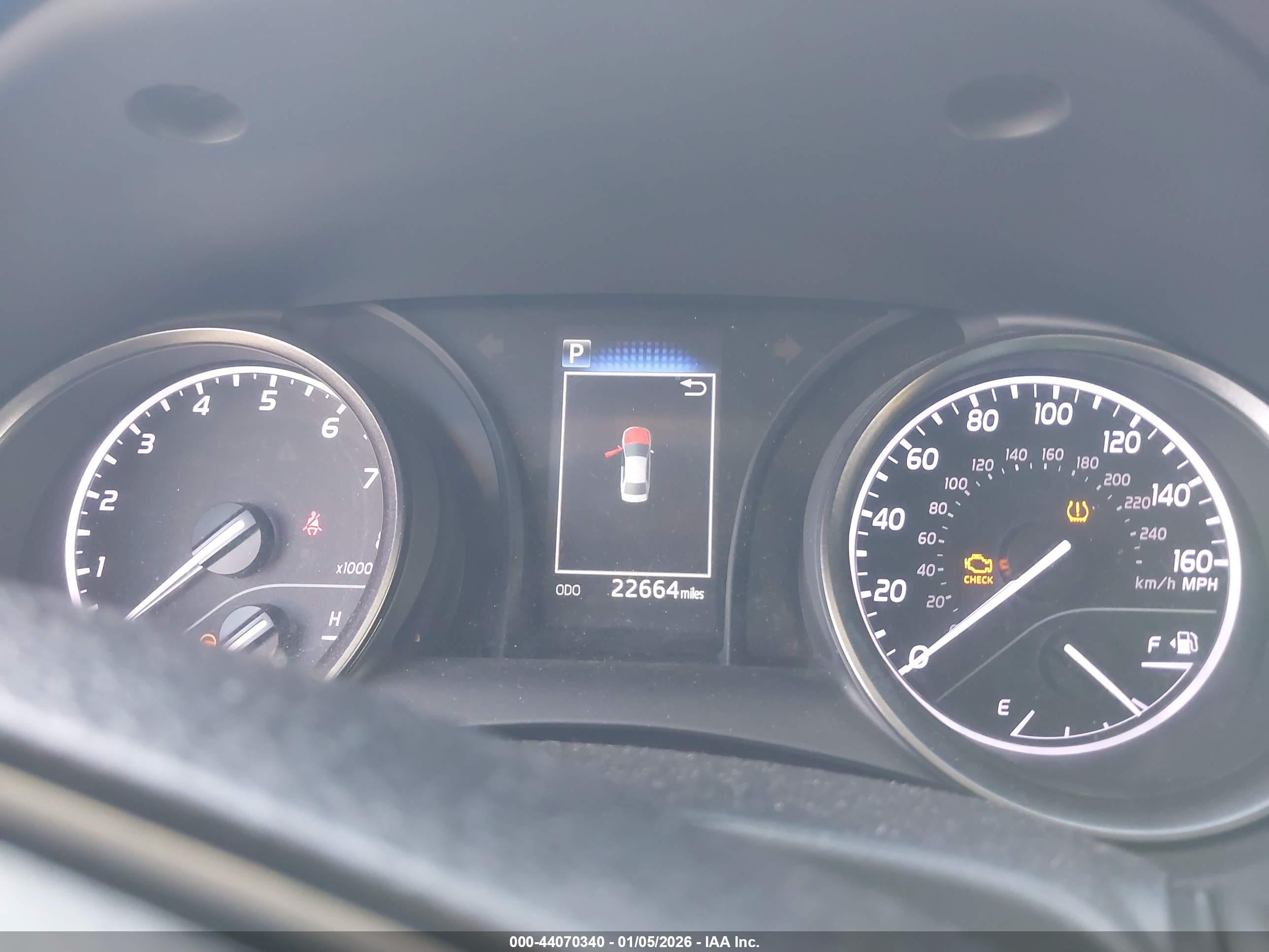 TOYOTA CAMRY image 7