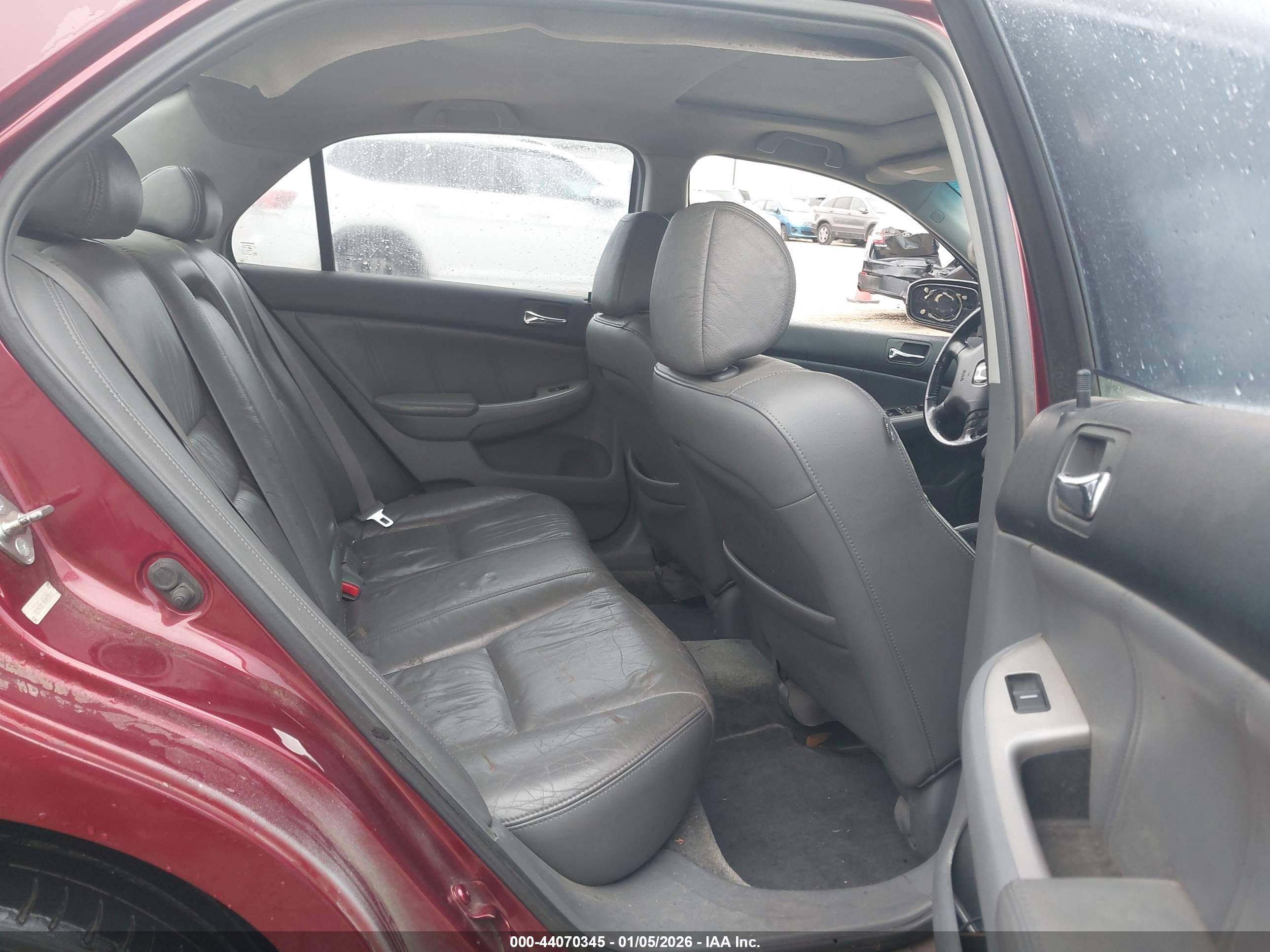 HONDA ACCORD image 8