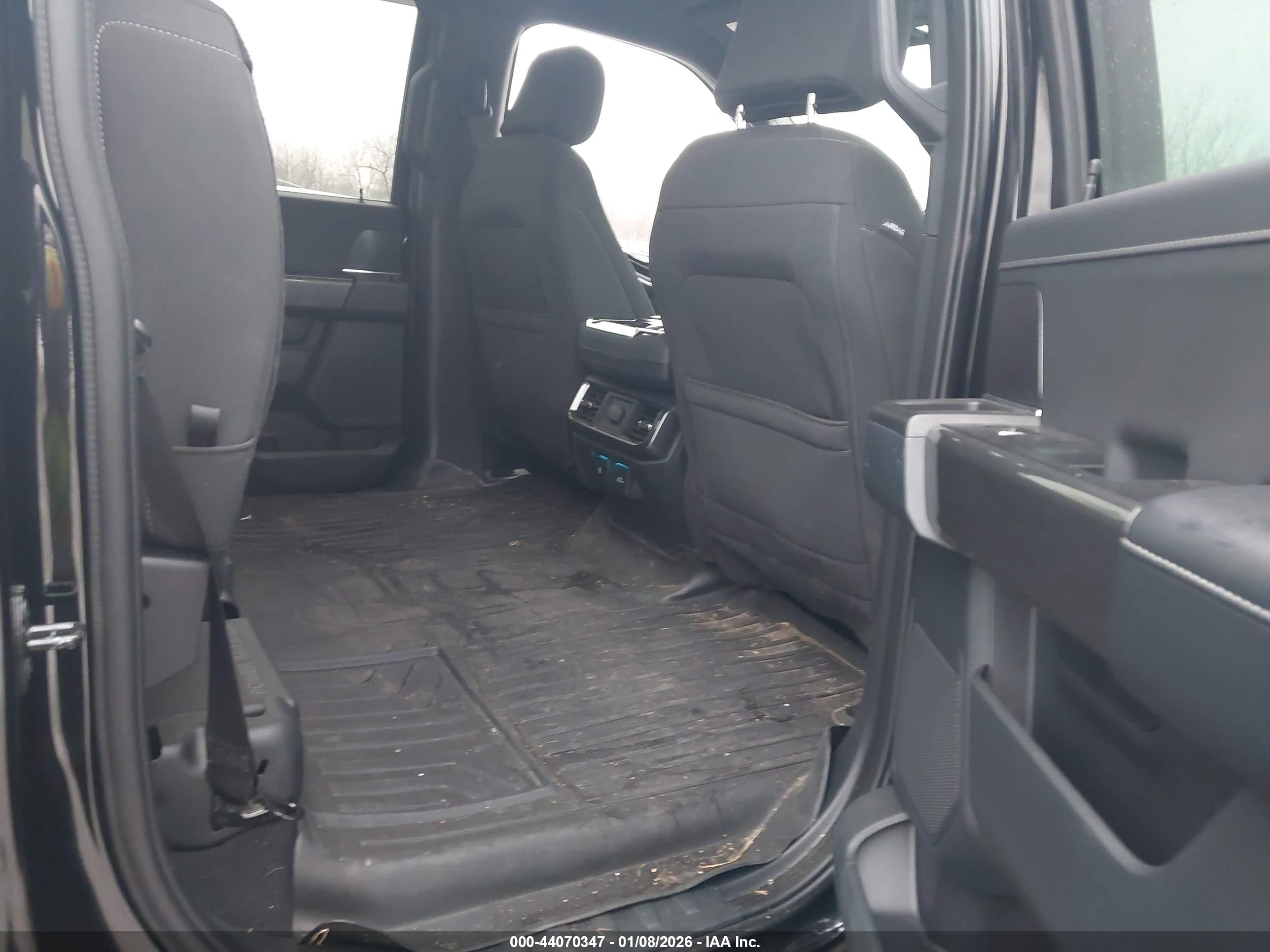 FORD F-150 image 8