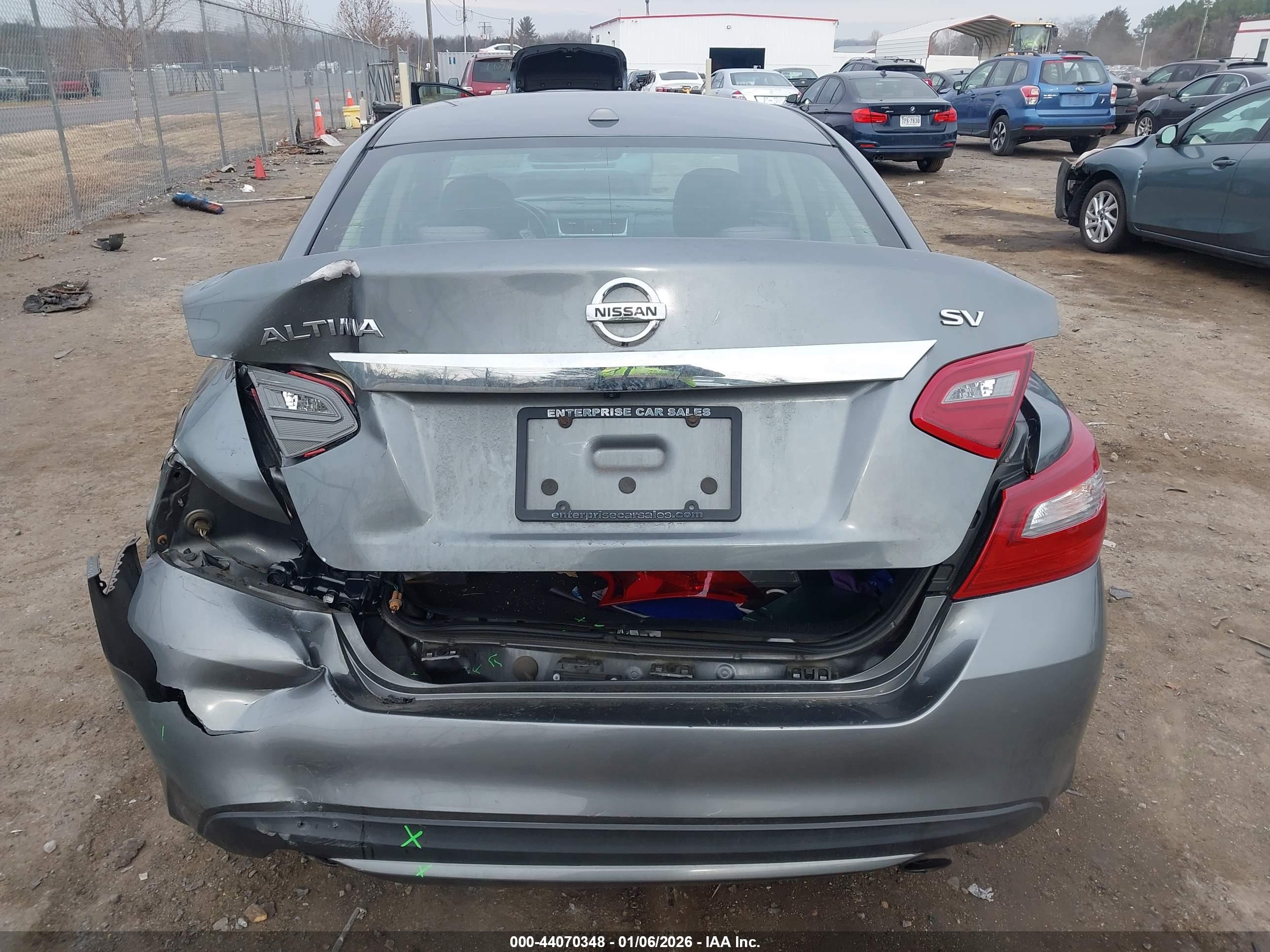 NISSAN ALTIMA image 6