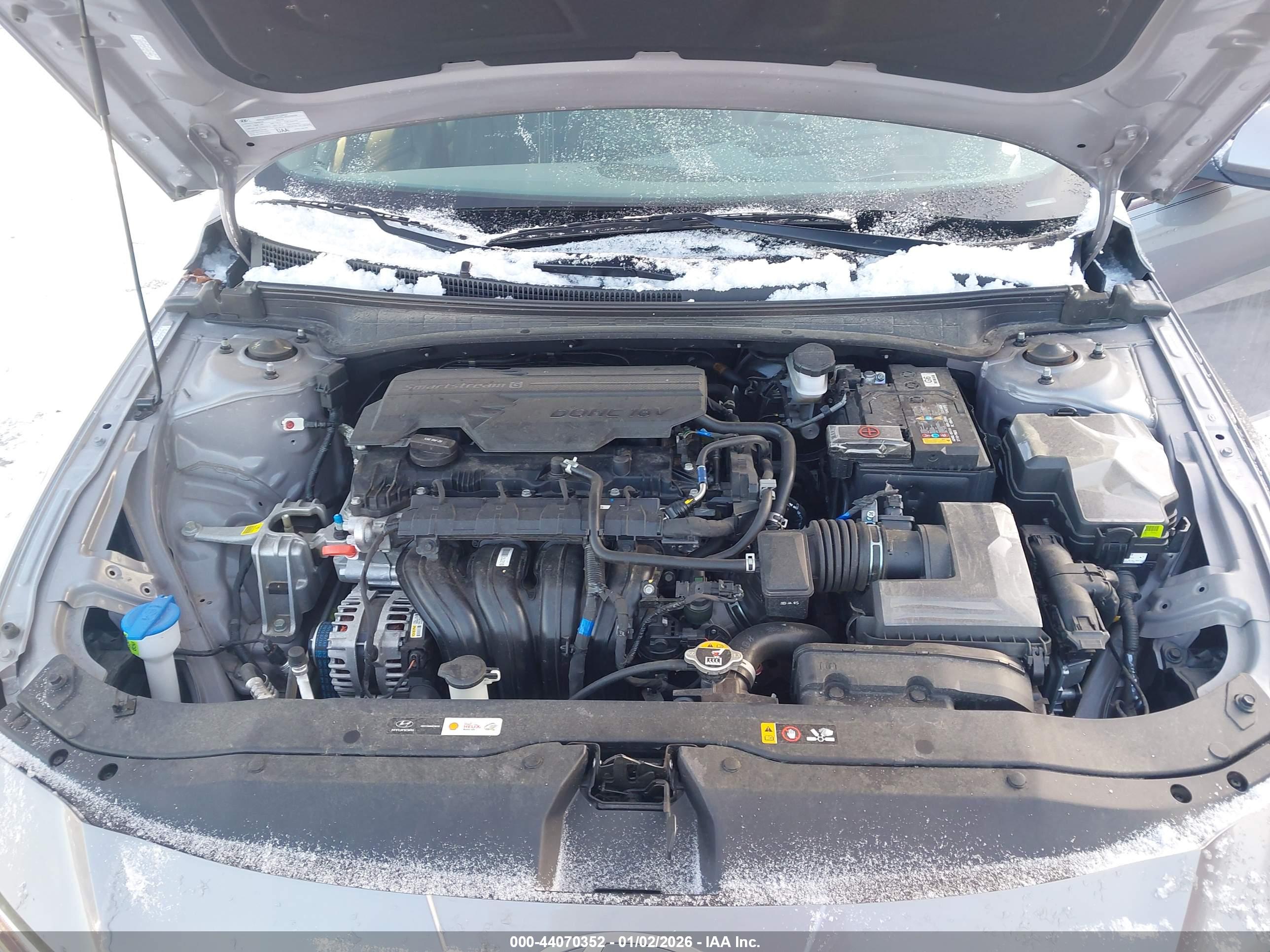 HYUNDAI ELANTRA image 10