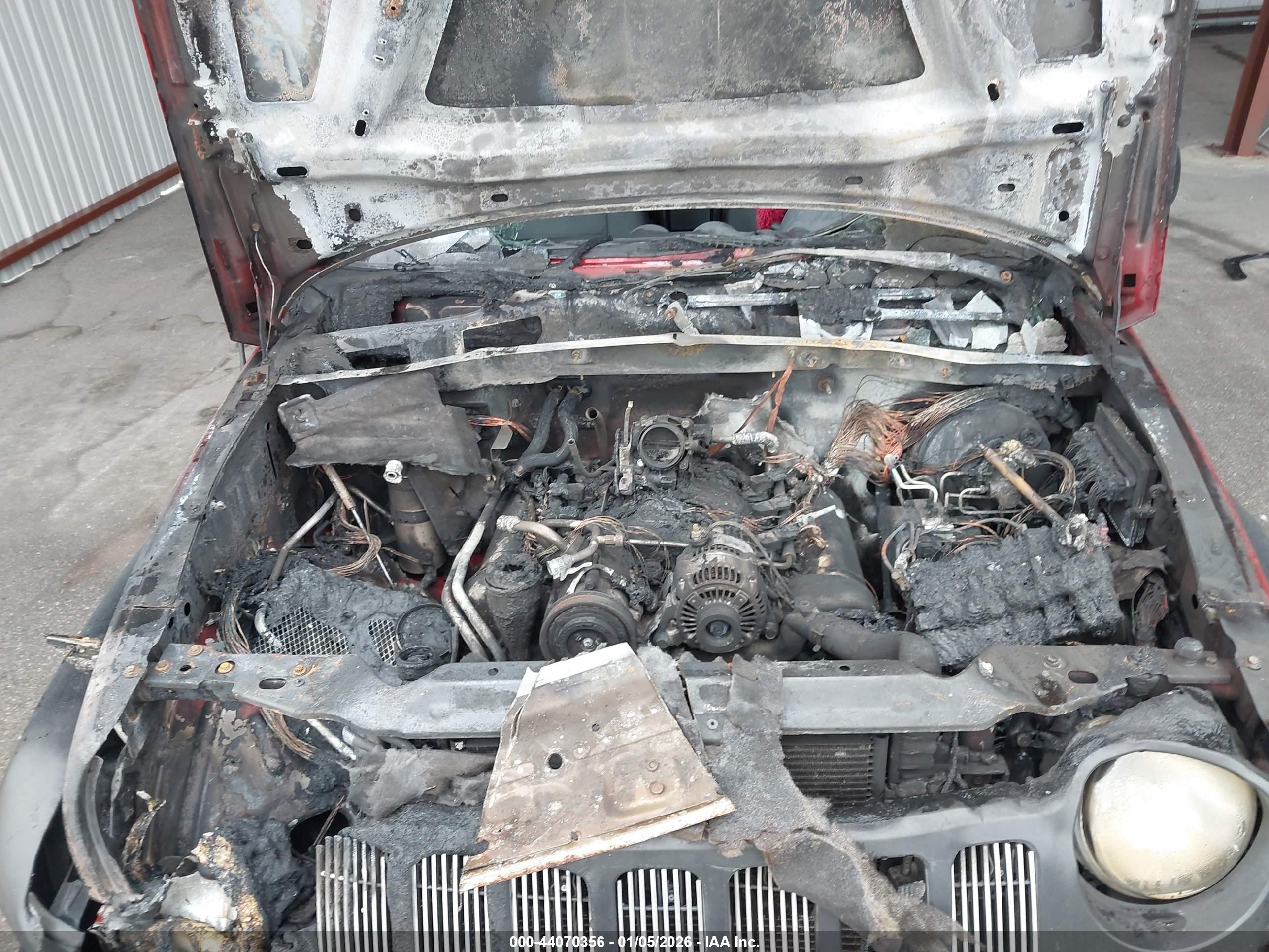 JEEP LIBERTY image 10