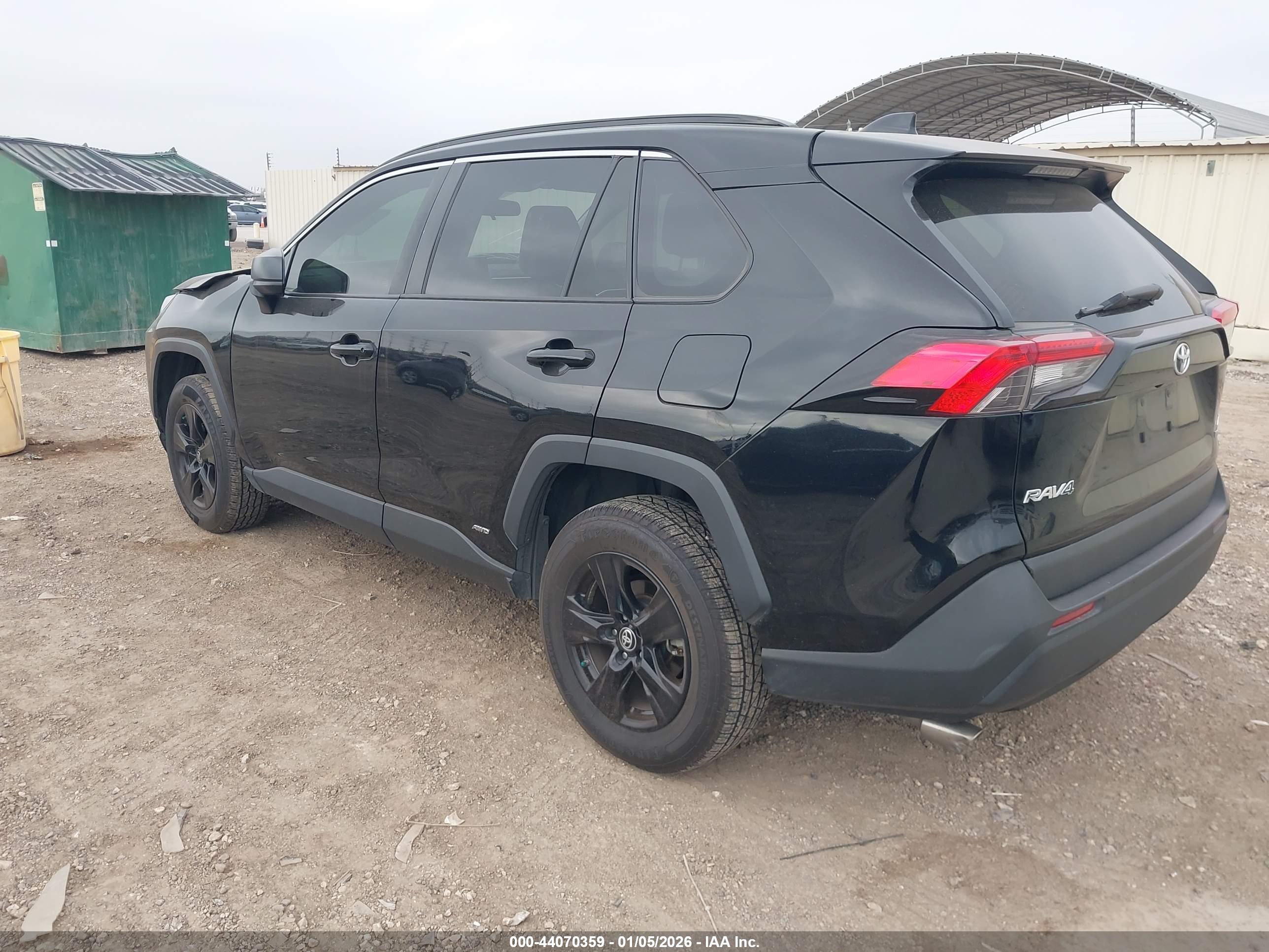 TOYOTA RAV4 image 3