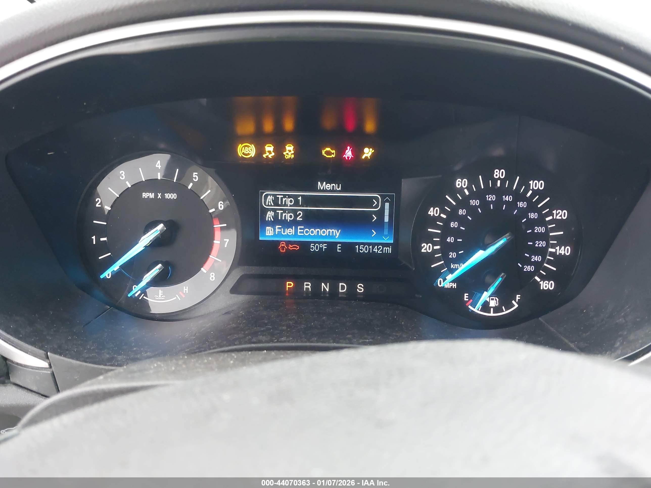 FORD FUSION image 7