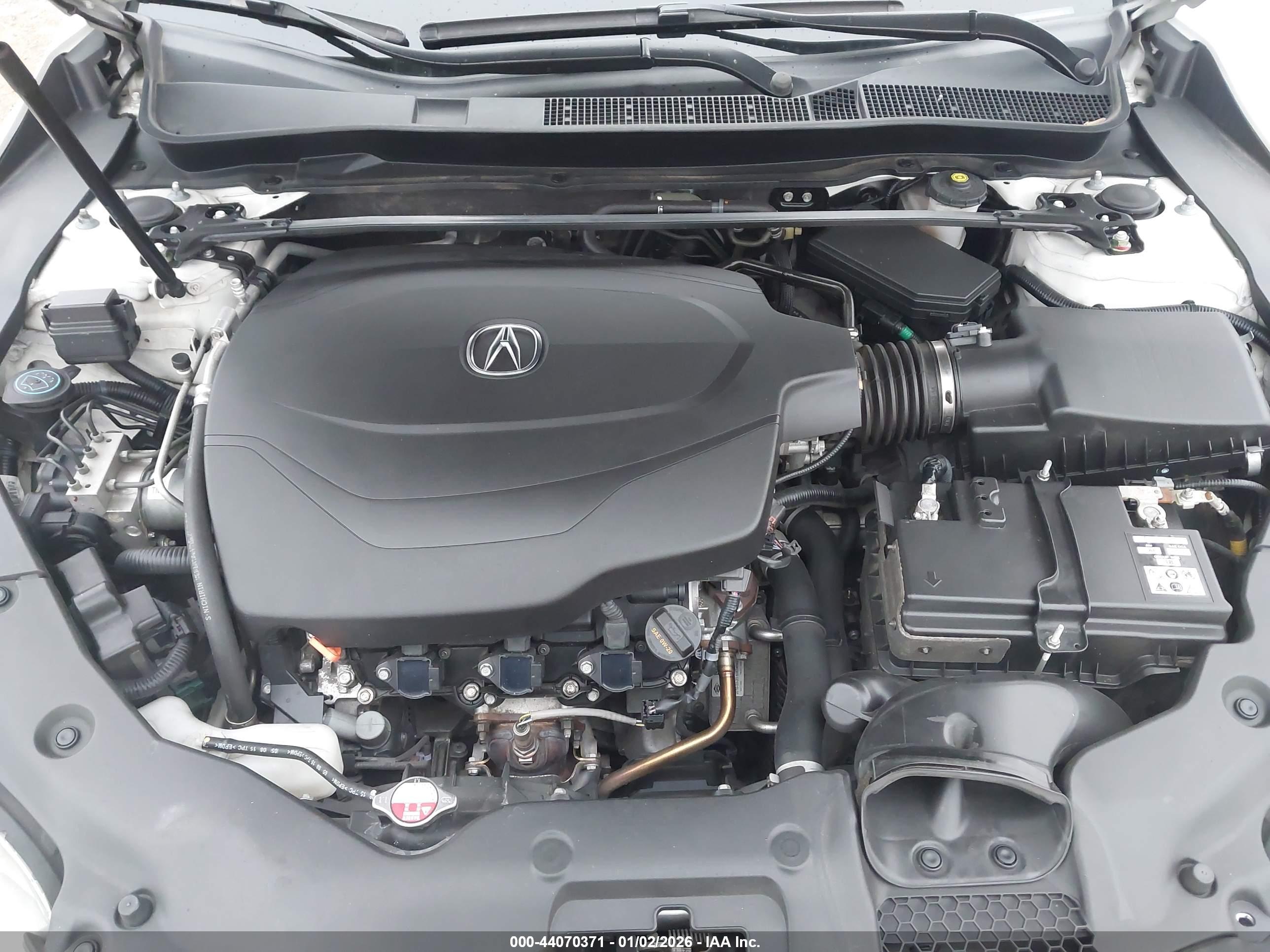 ACURA TLX image 10