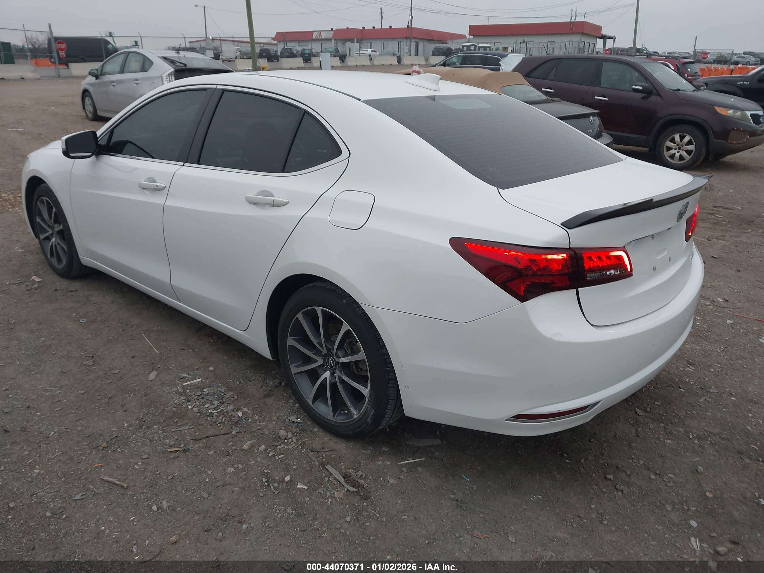 ACURA TLX image 3