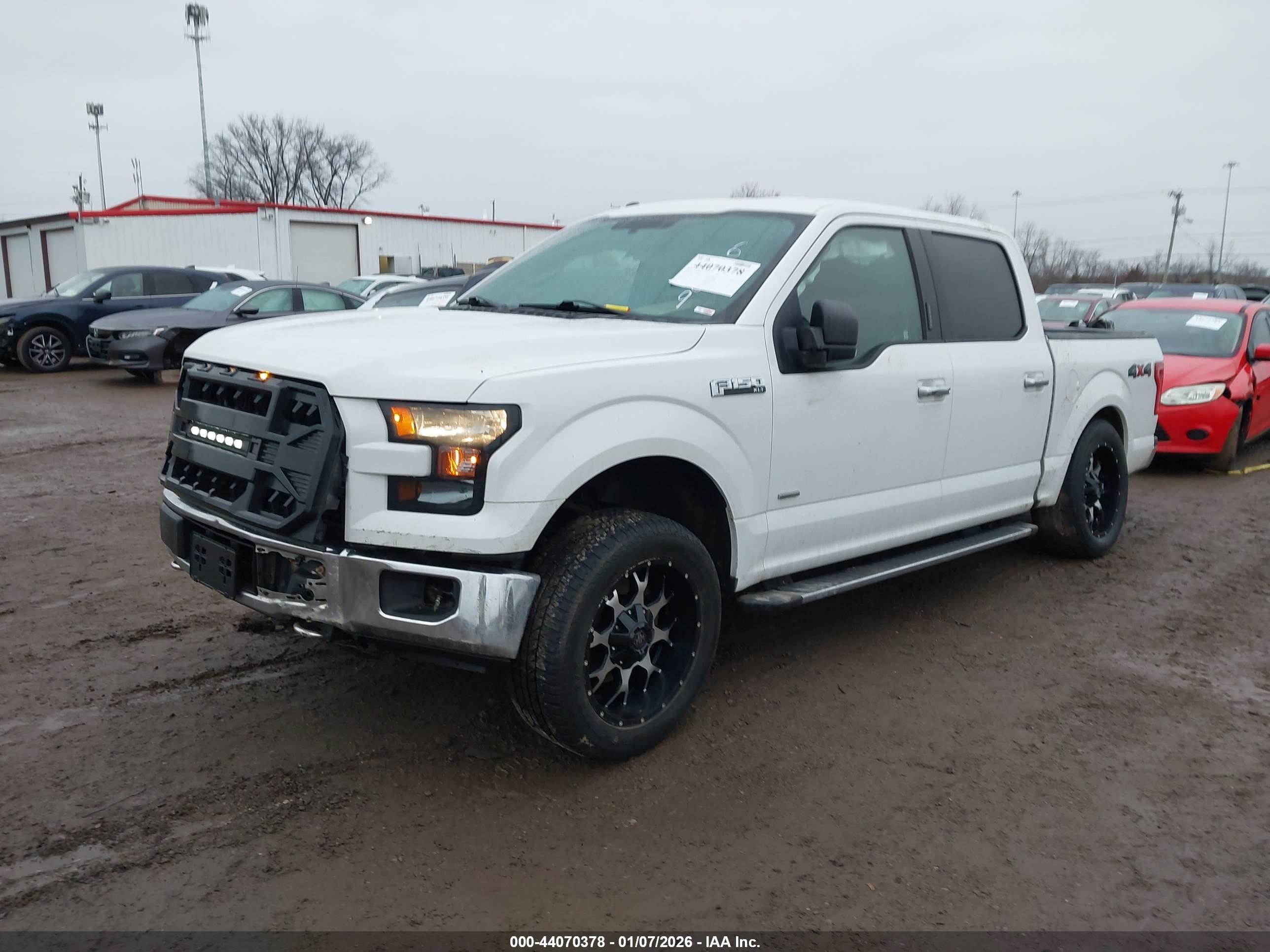 FORD F-150 image 2