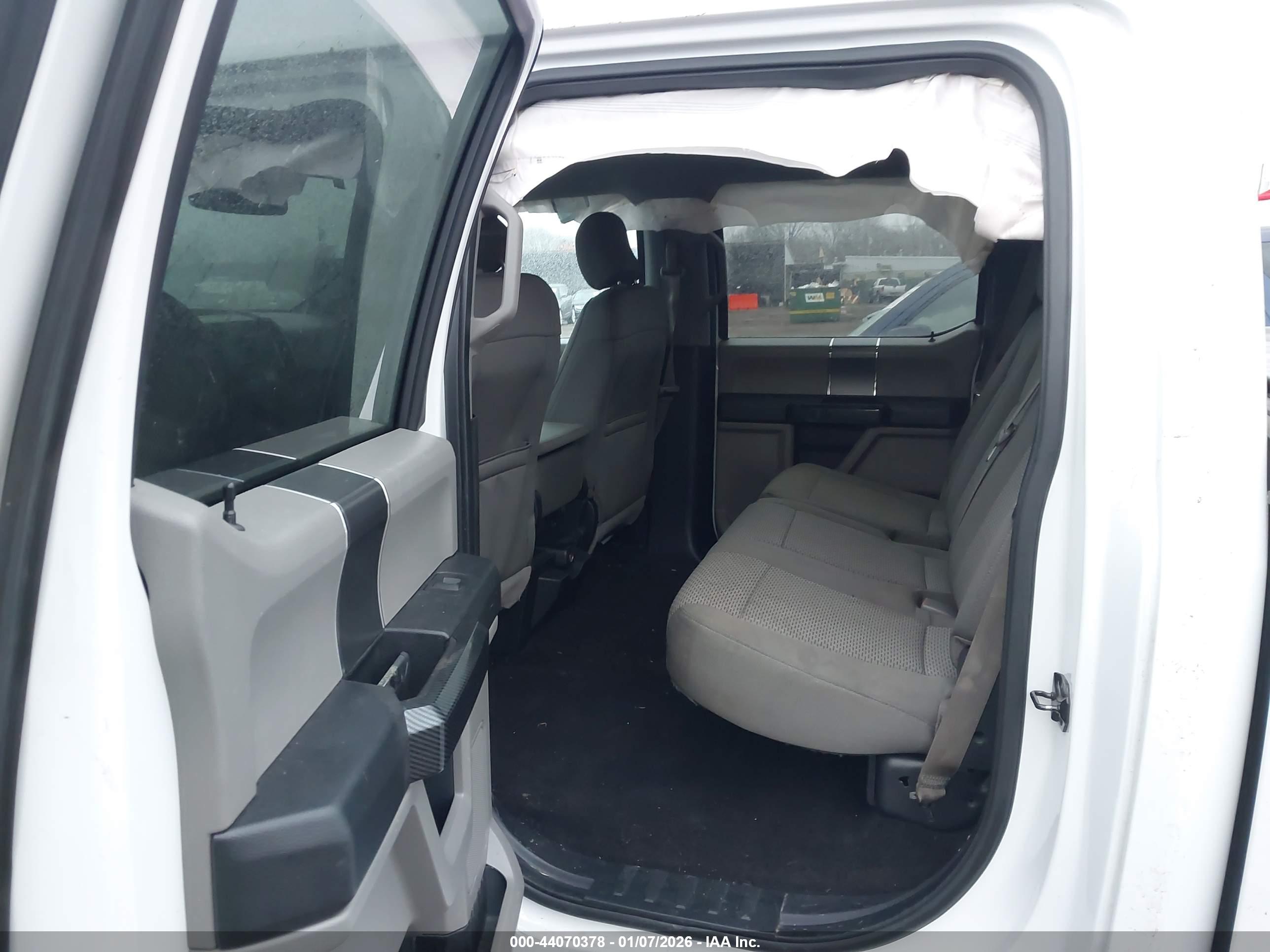 FORD F-150 image 8