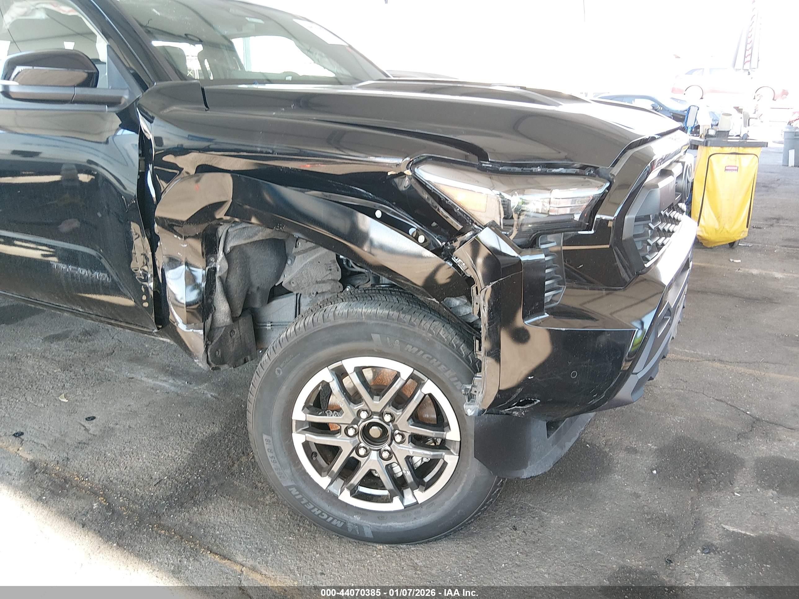TOYOTA TACOMA image 6