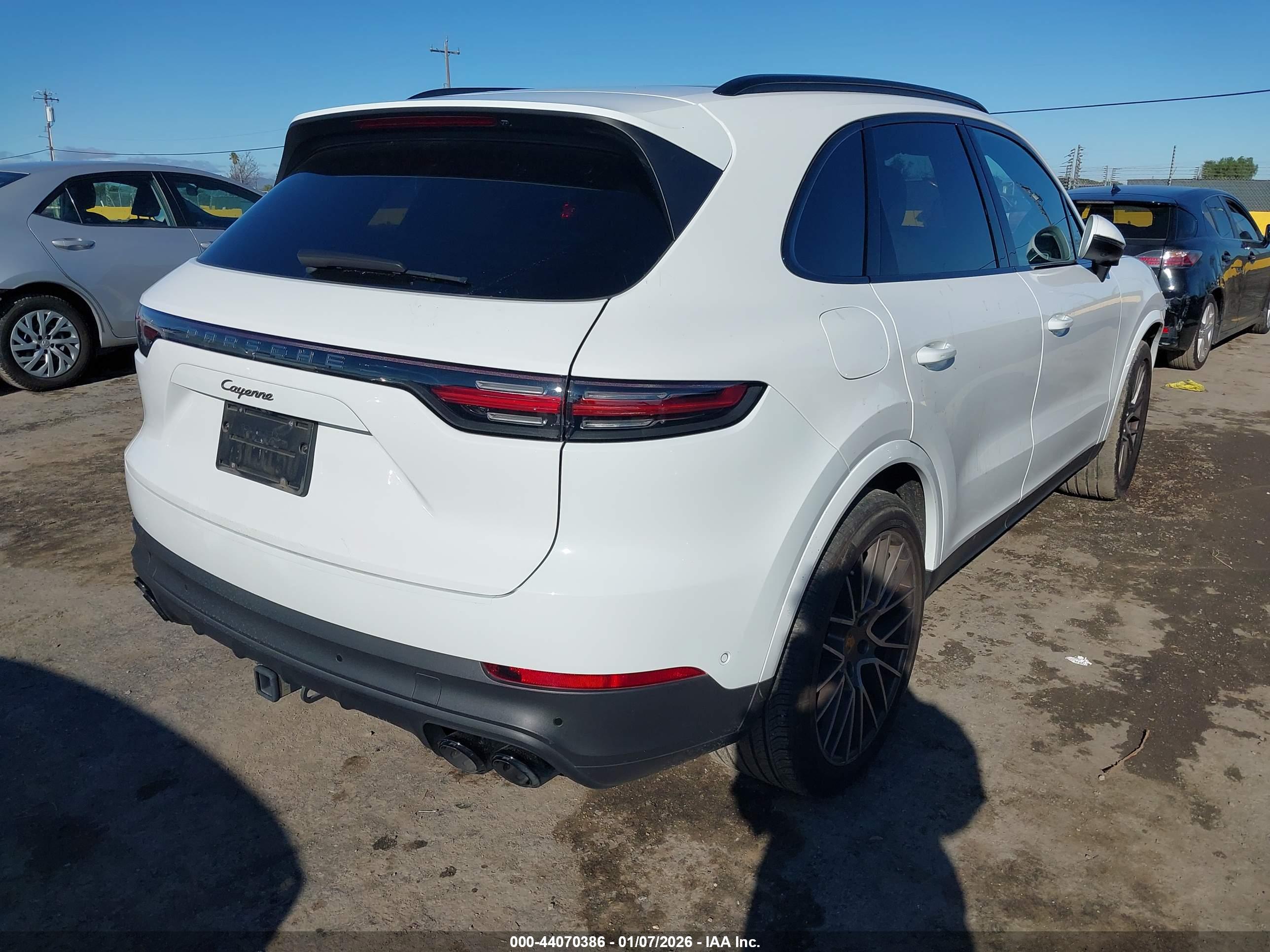 PORSCHE CAYENNE image 4