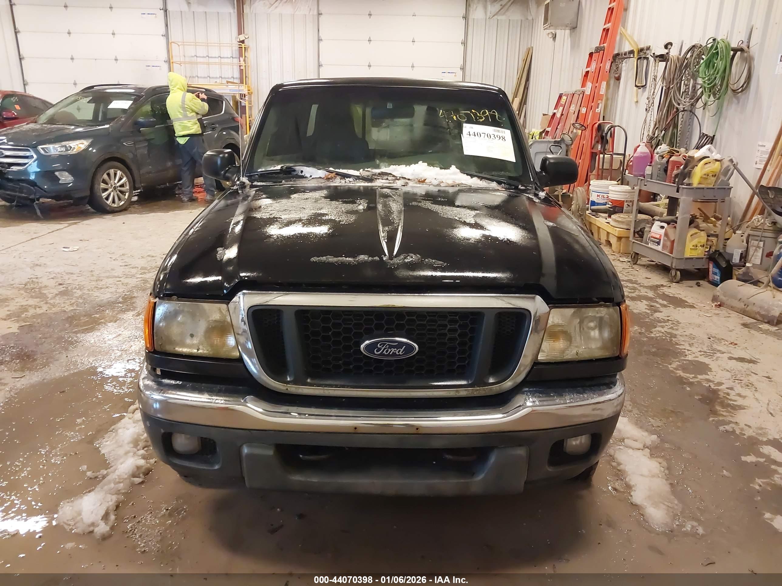 FORD RANGER image 6