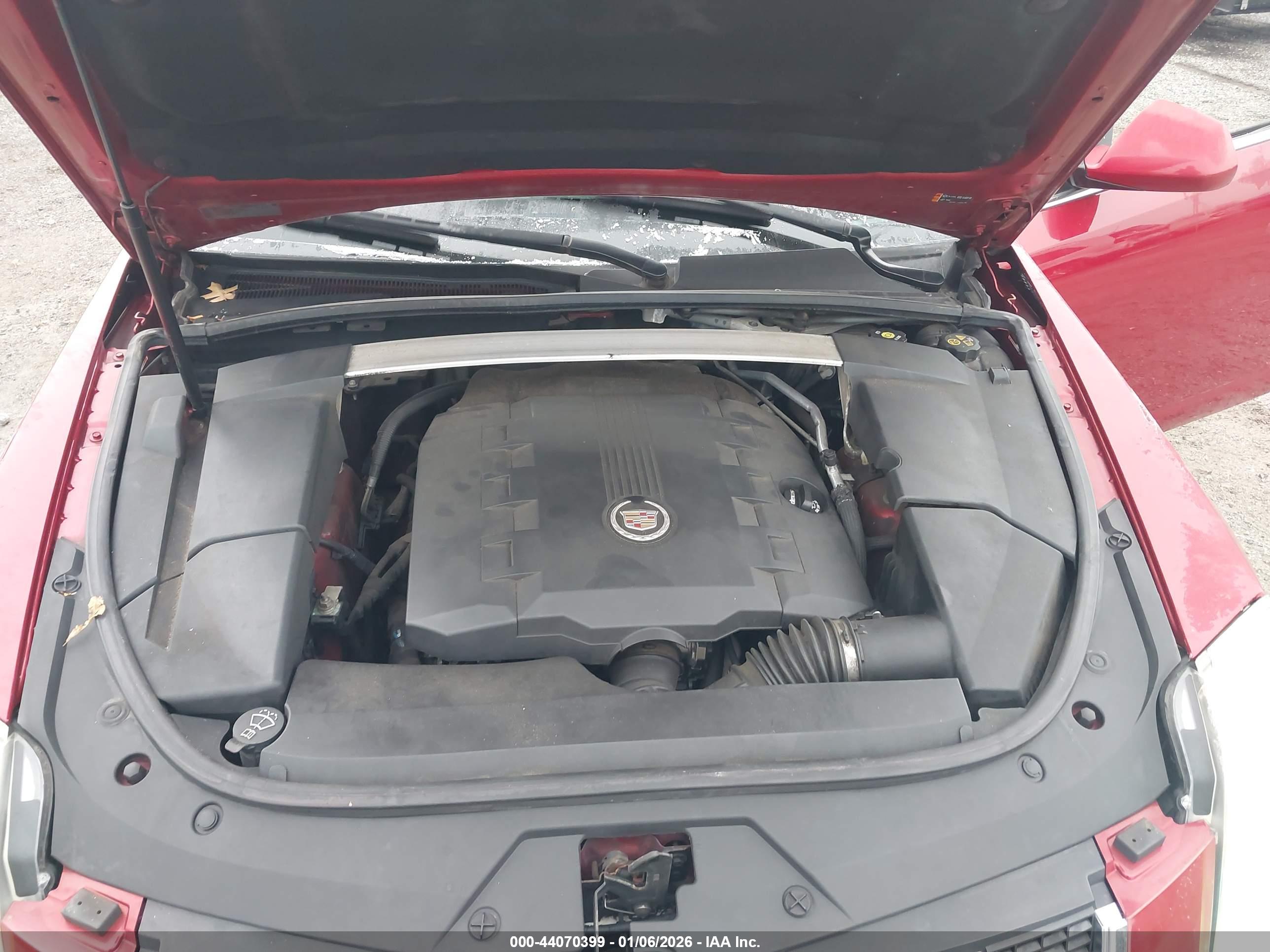 CADILLAC CTS image 10