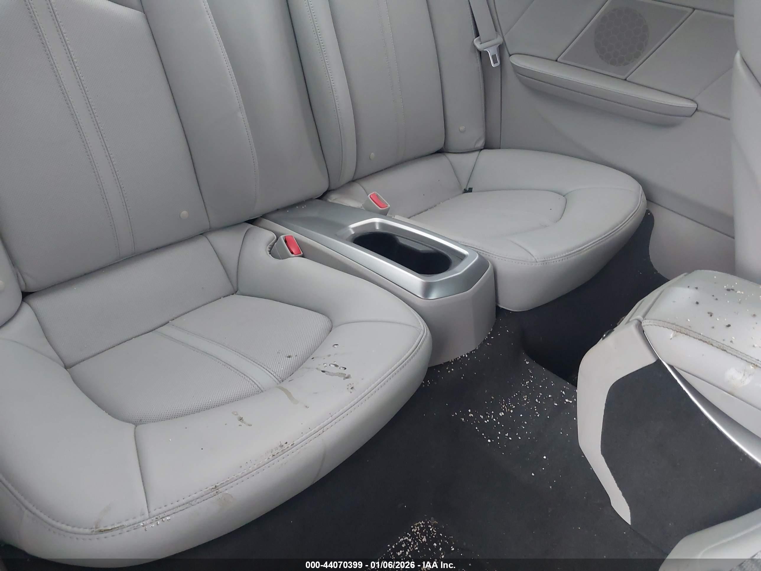CADILLAC CTS image 8