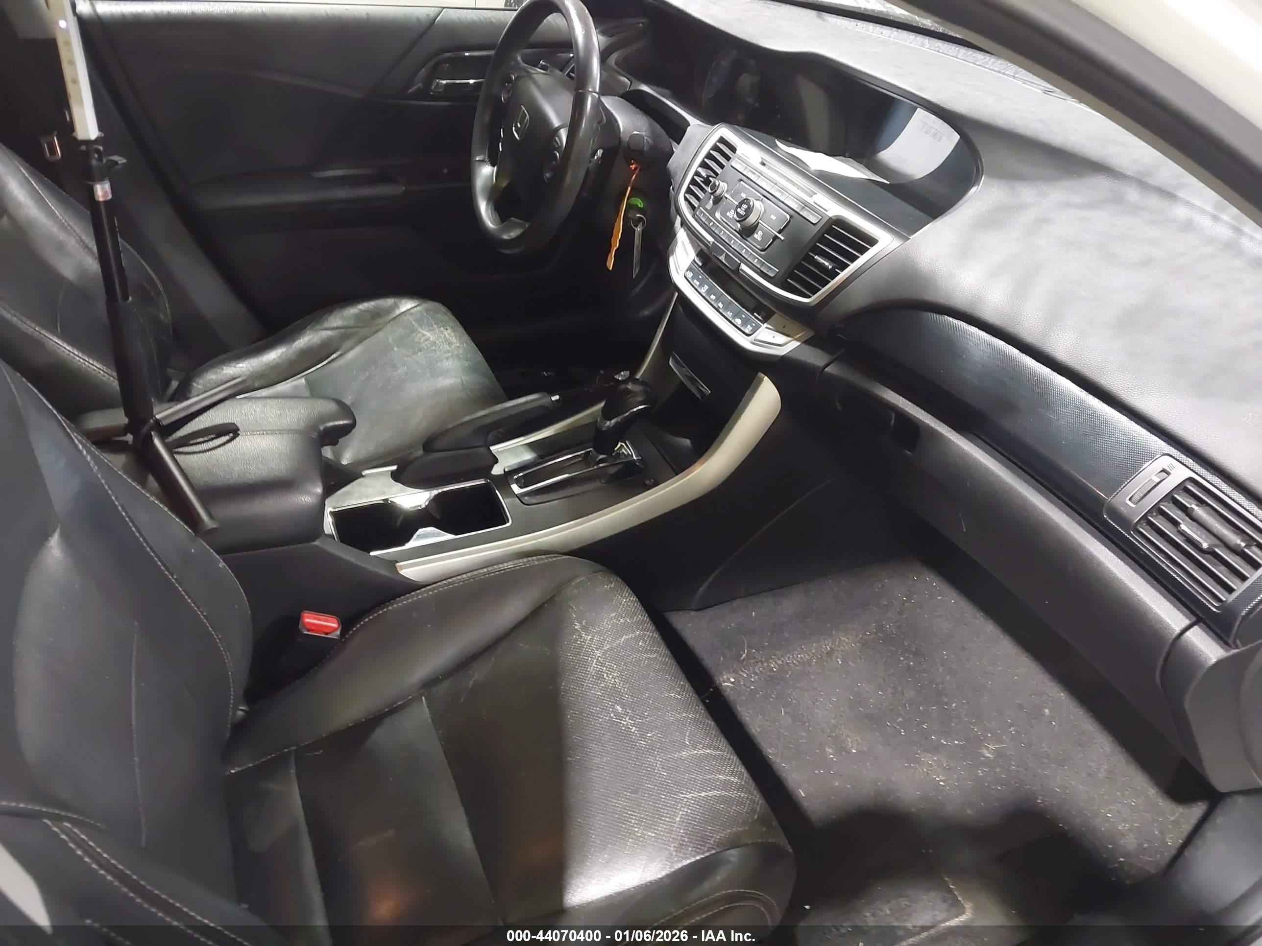 HONDA ACCORD image 5