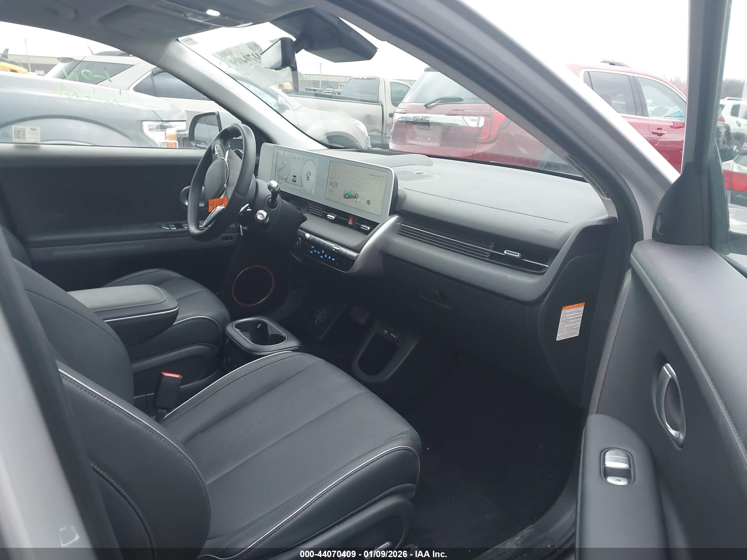 HYUNDAI IONIQ image 5