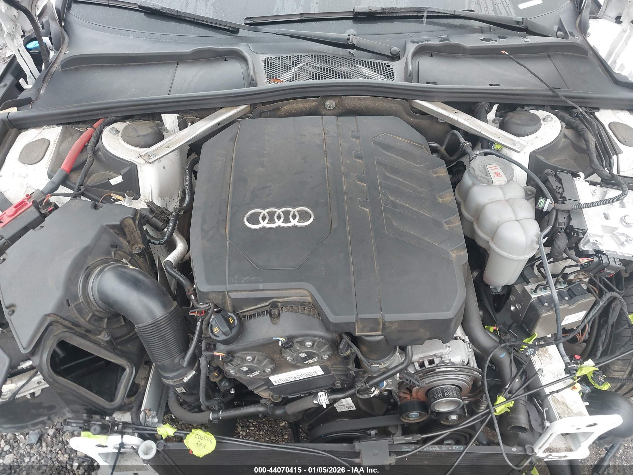 AUDI A4 image 10