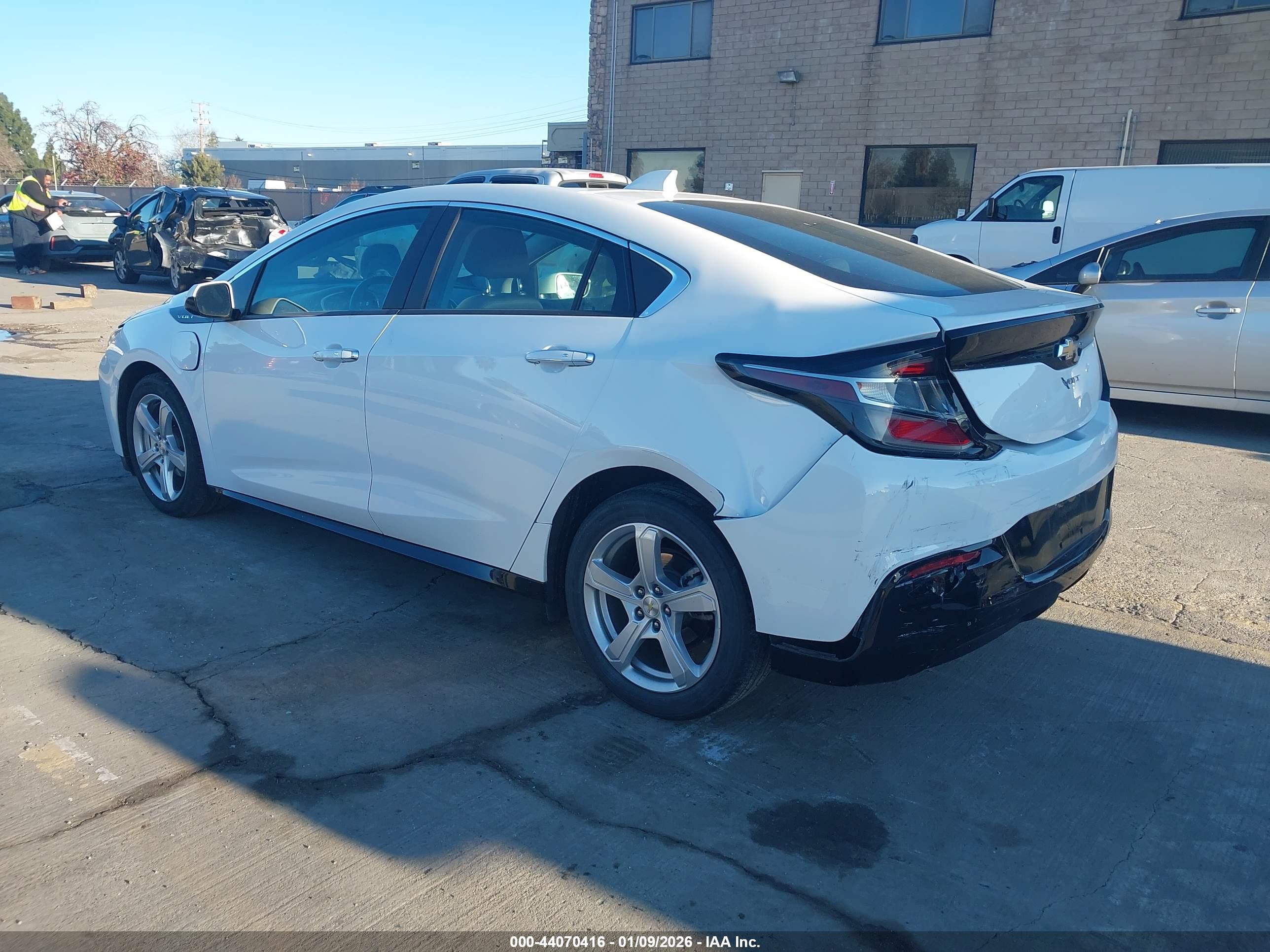 CHEVROLET VOLT image 3