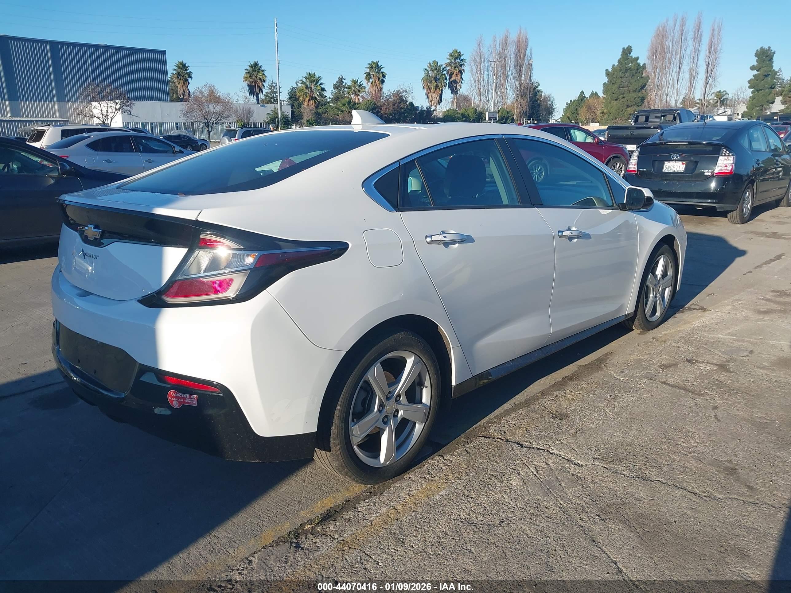 CHEVROLET VOLT image 4