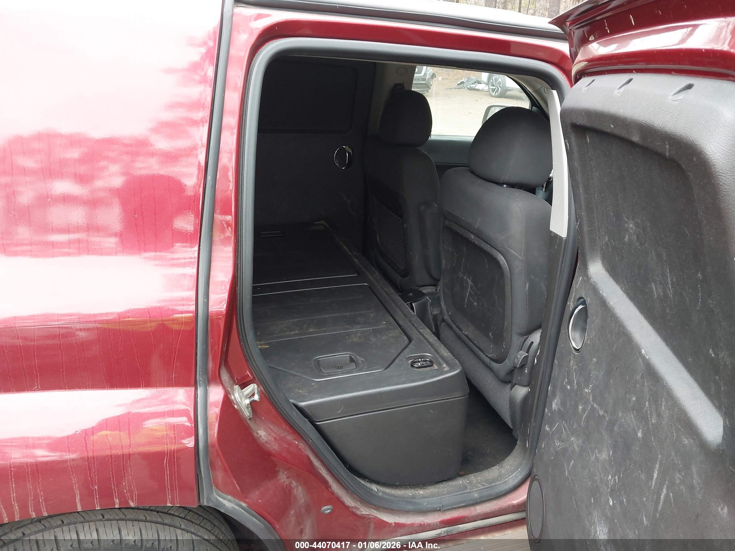 CHEVROLET HHR image 8