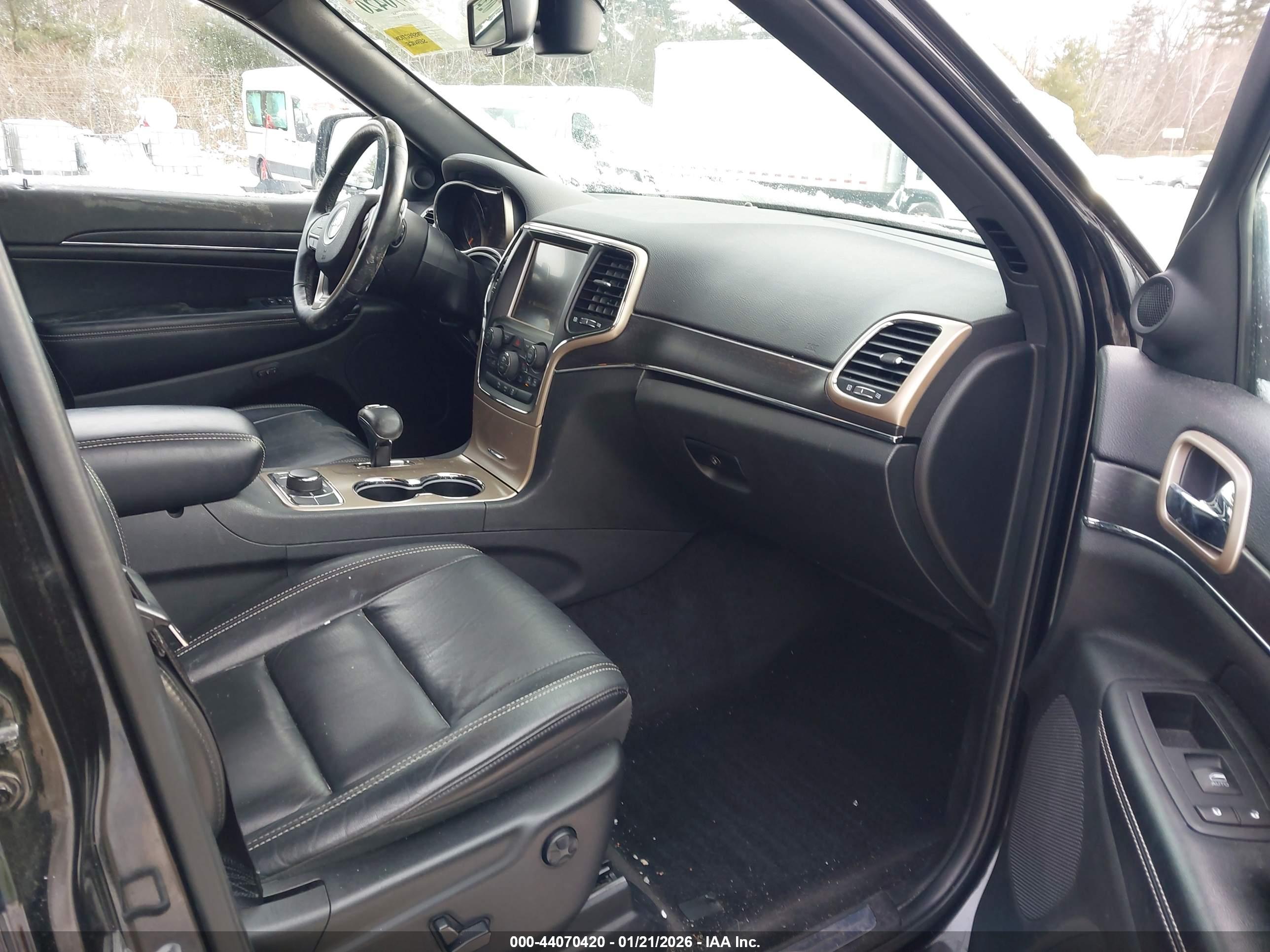 JEEP GRAND image 5