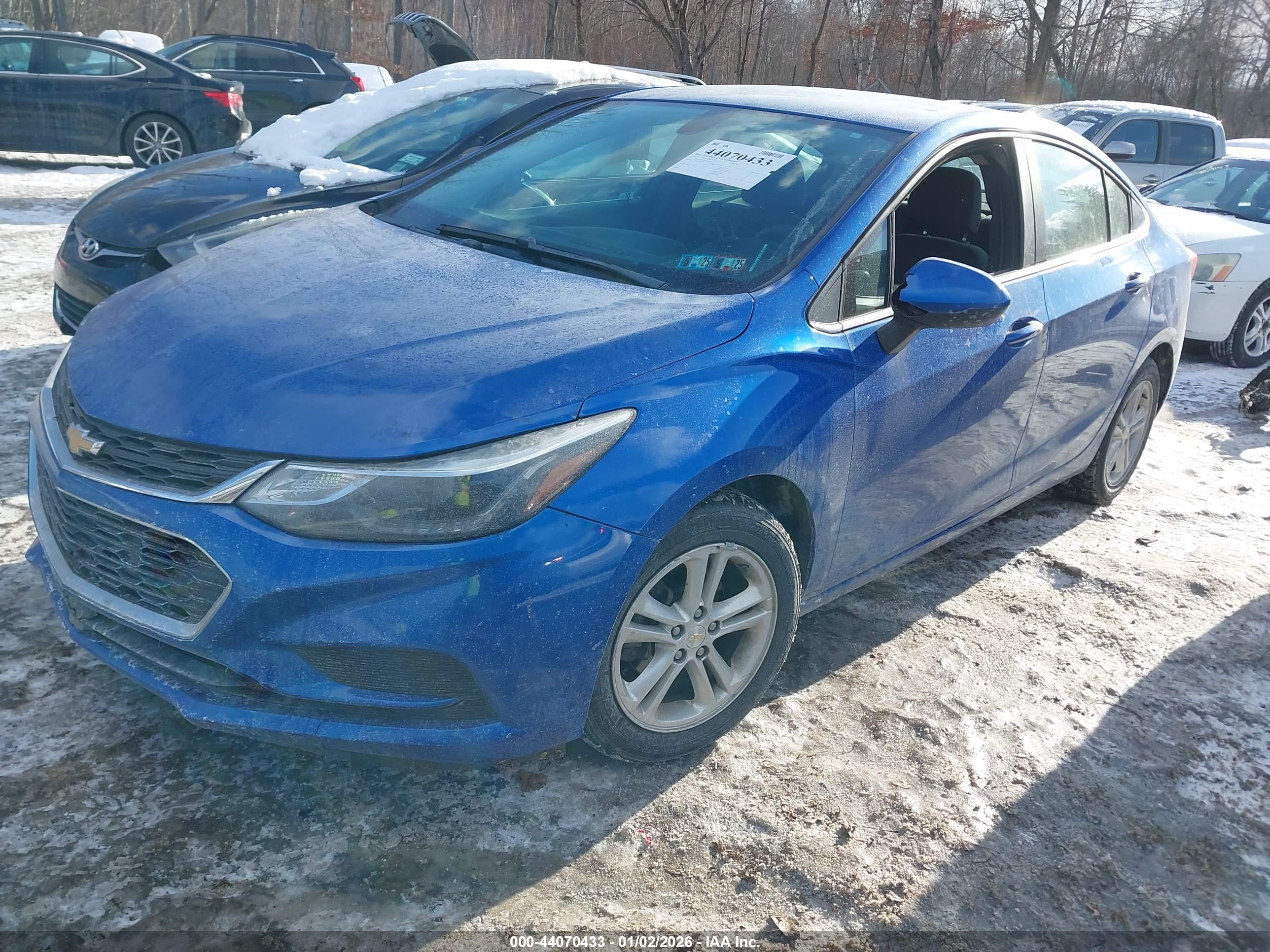 CHEVROLET CRUZE image 2