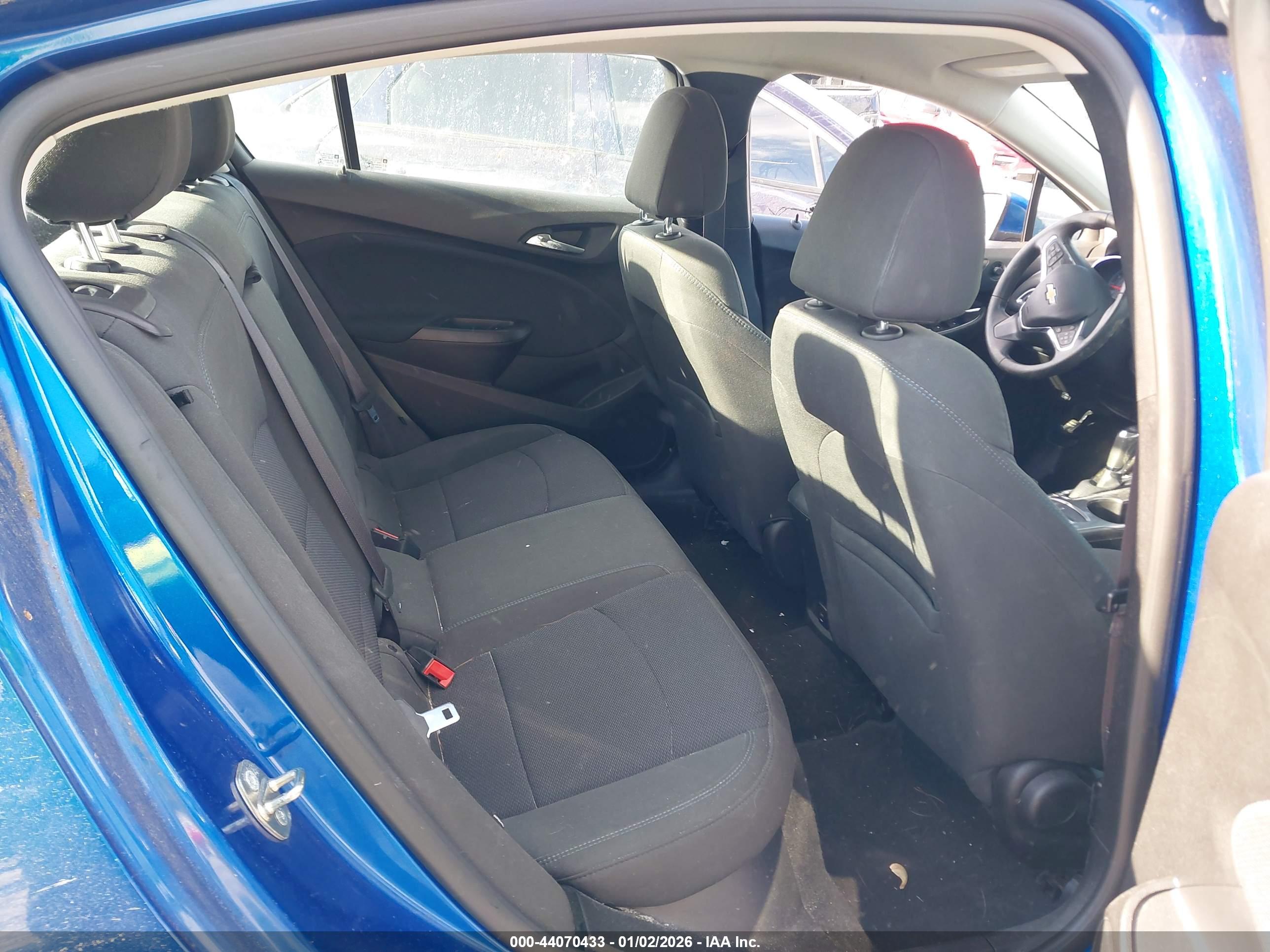 CHEVROLET CRUZE image 8