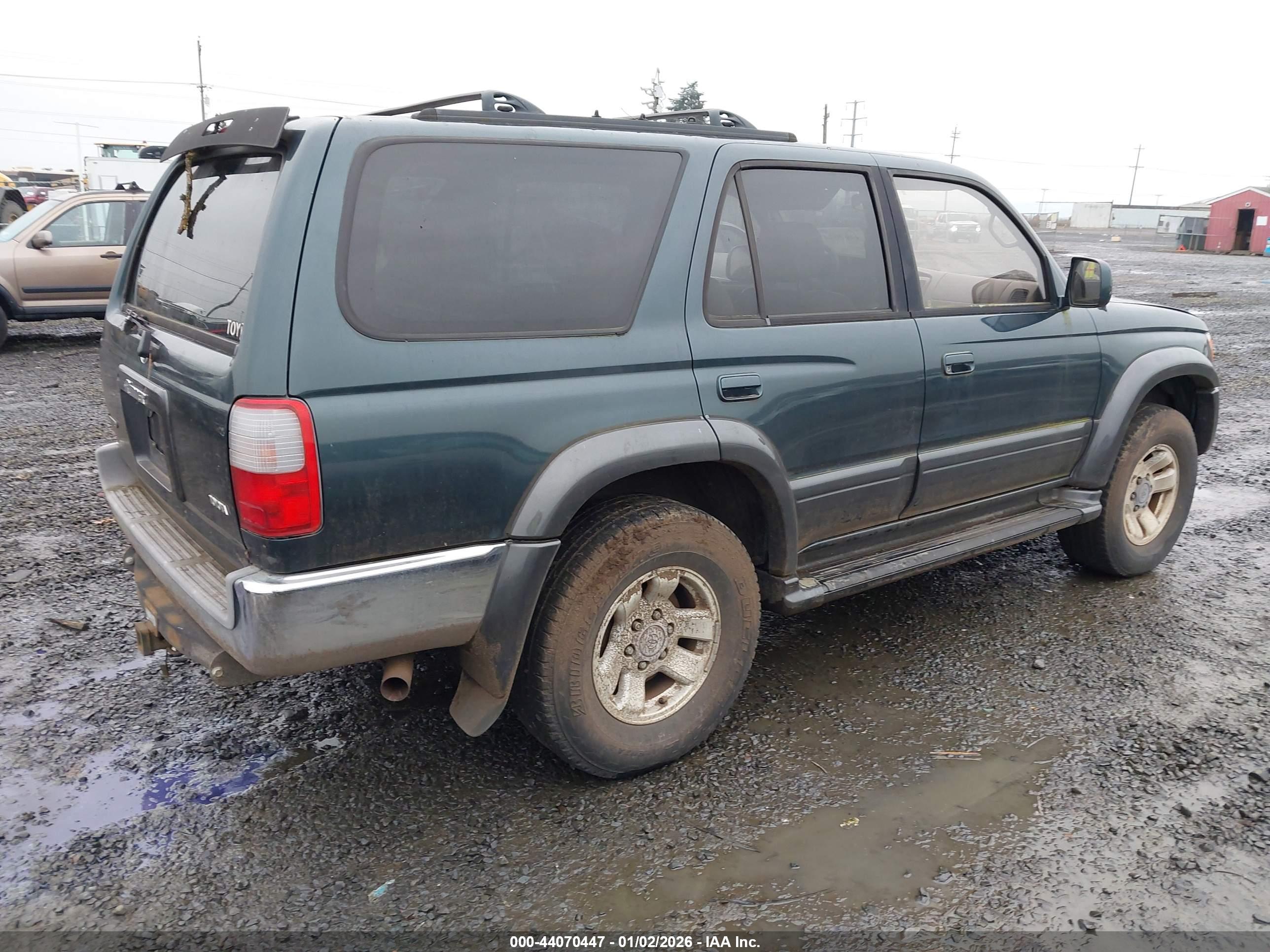 TOYOTA 4RUNNER image 4