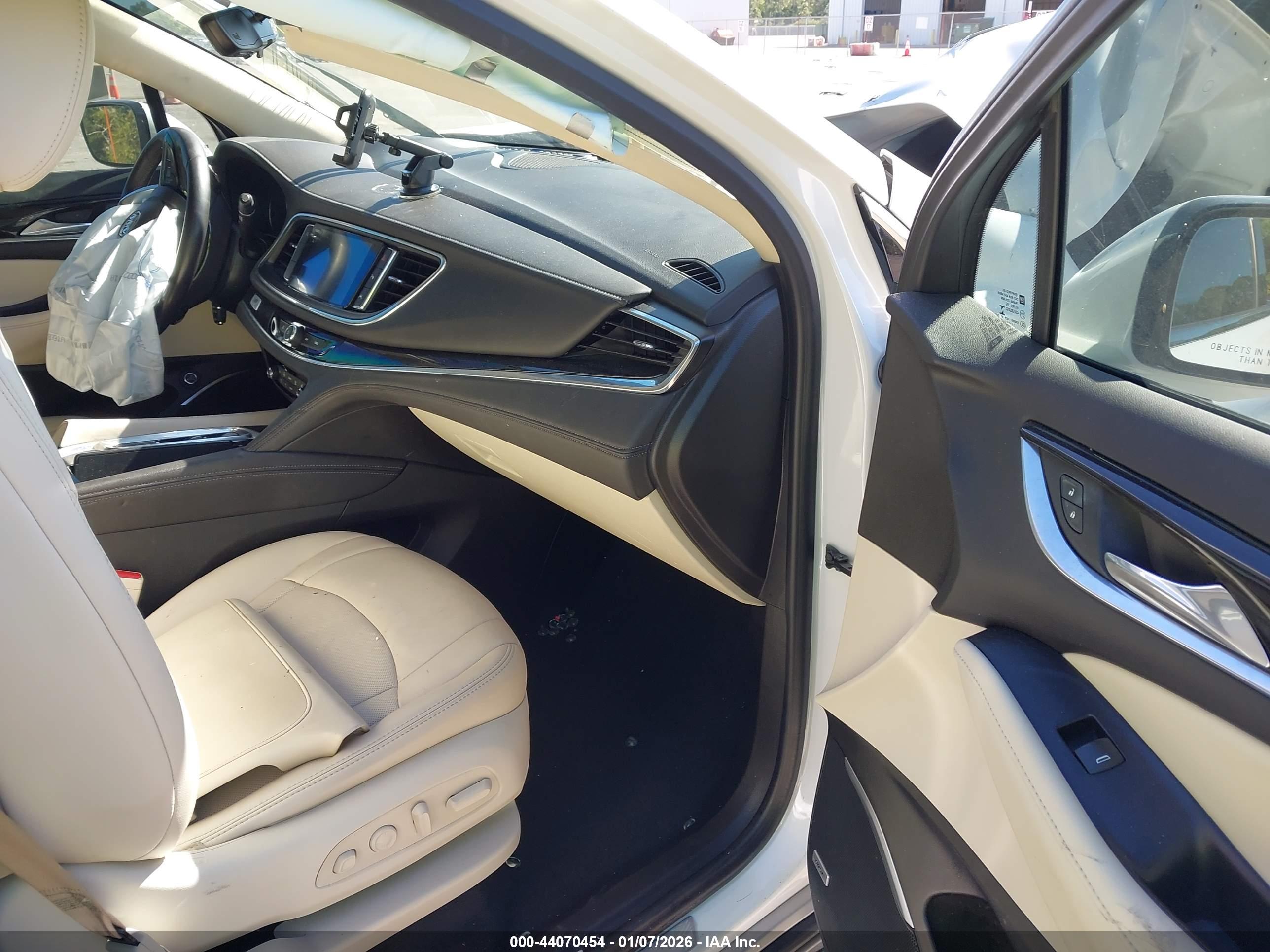 BUICK ENCLAVE image 5