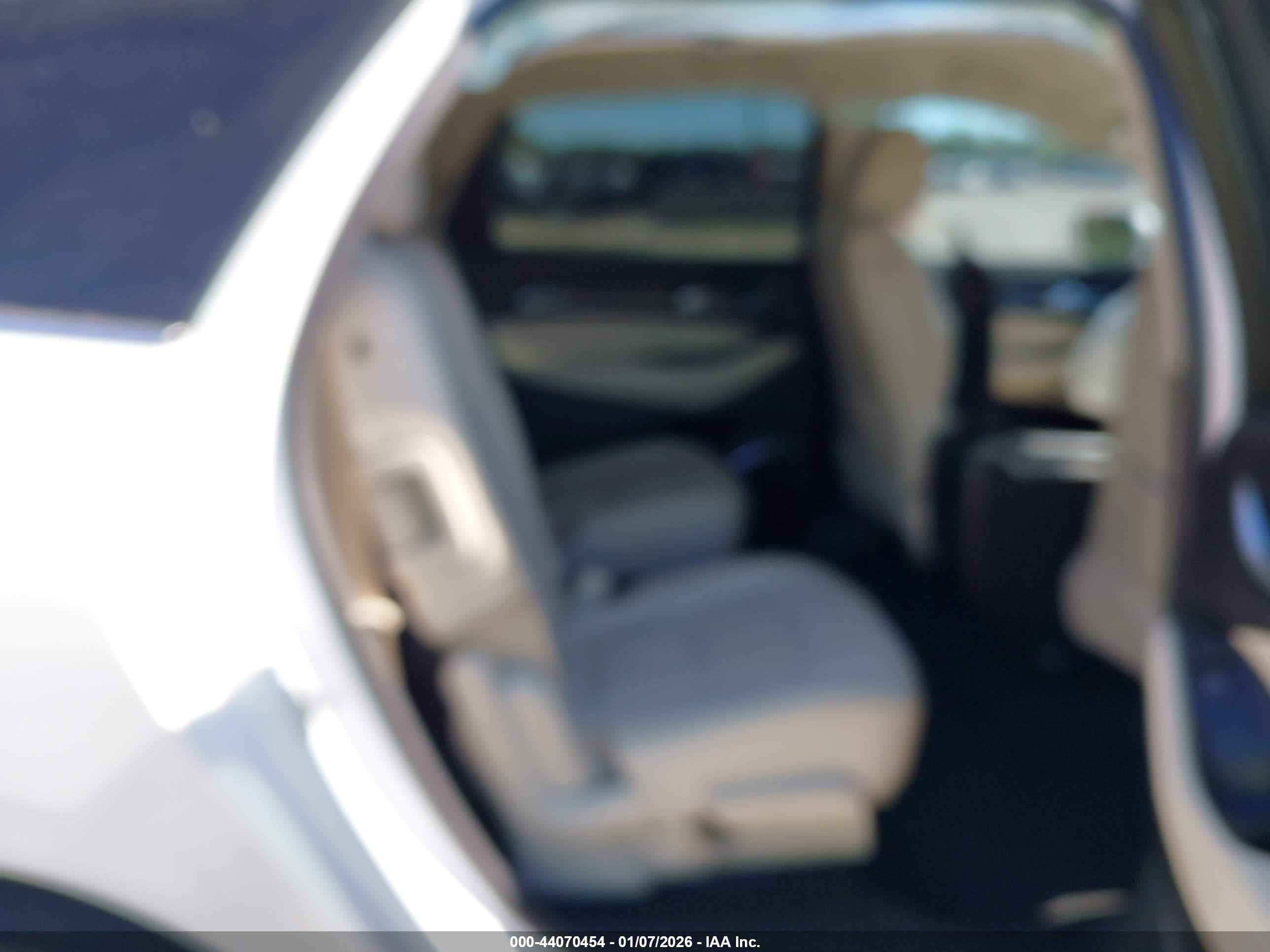BUICK ENCLAVE image 8