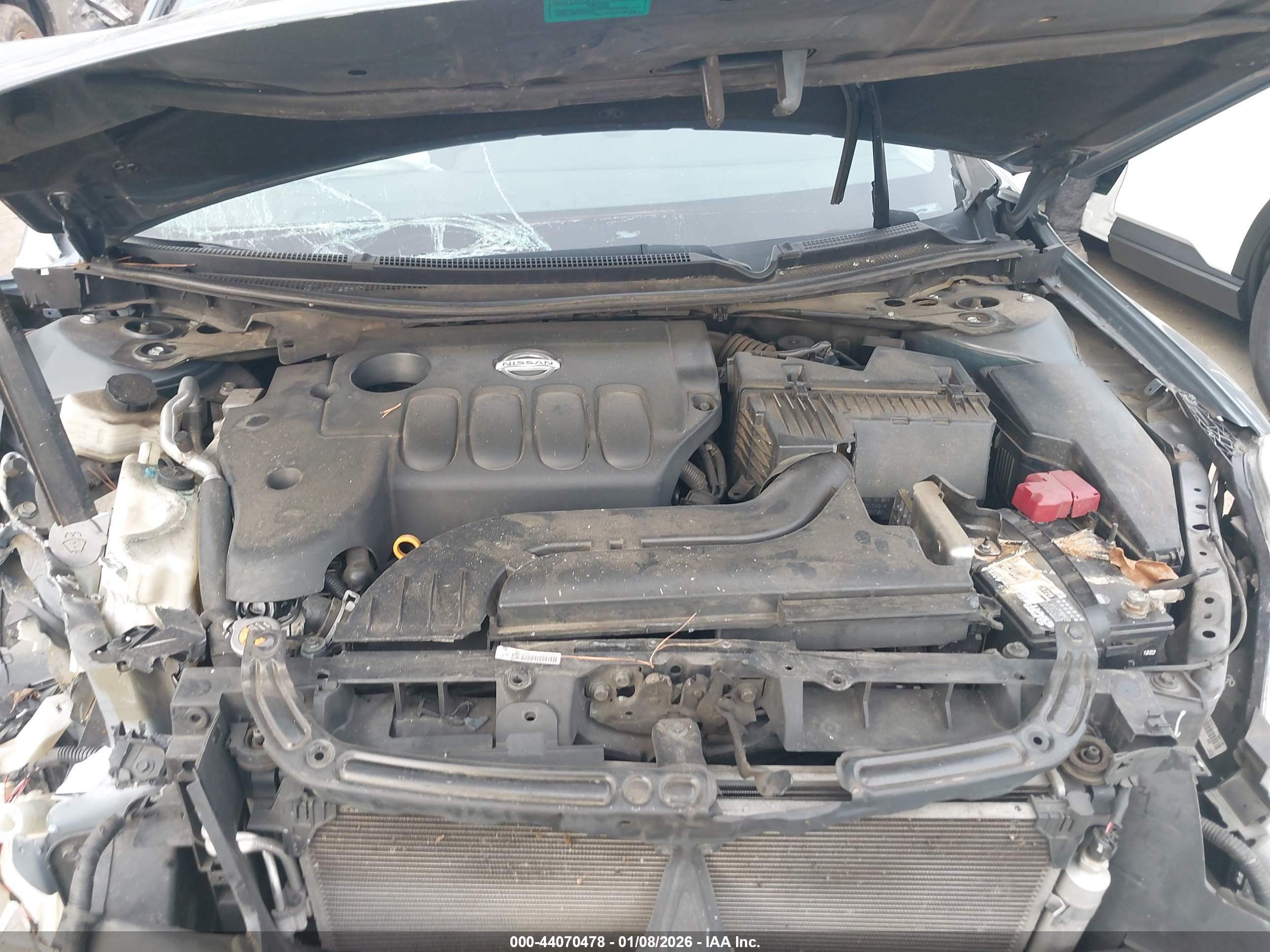 NISSAN ALTIMA image 10