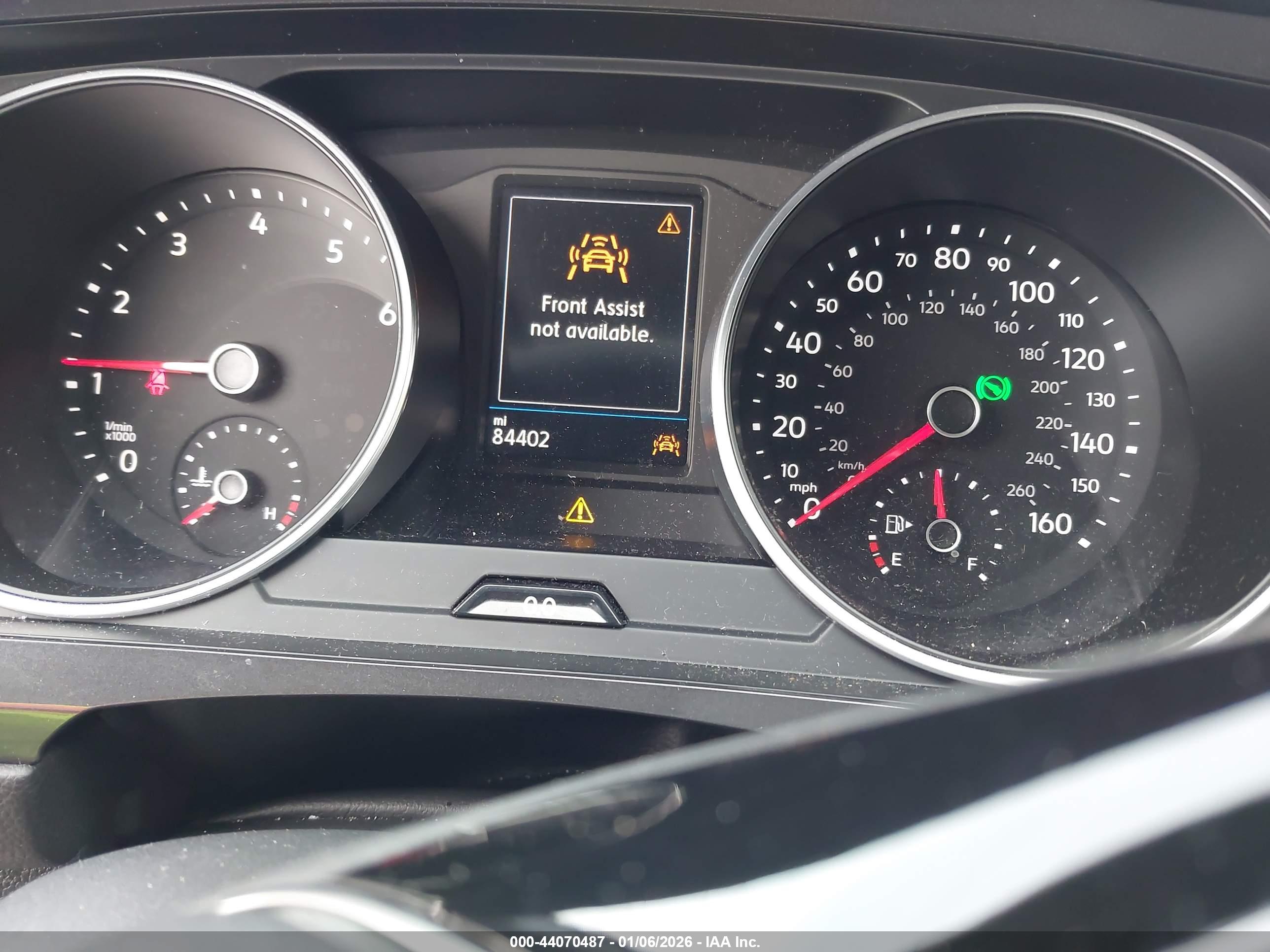 VOLKSWAGEN TIGUAN image 7