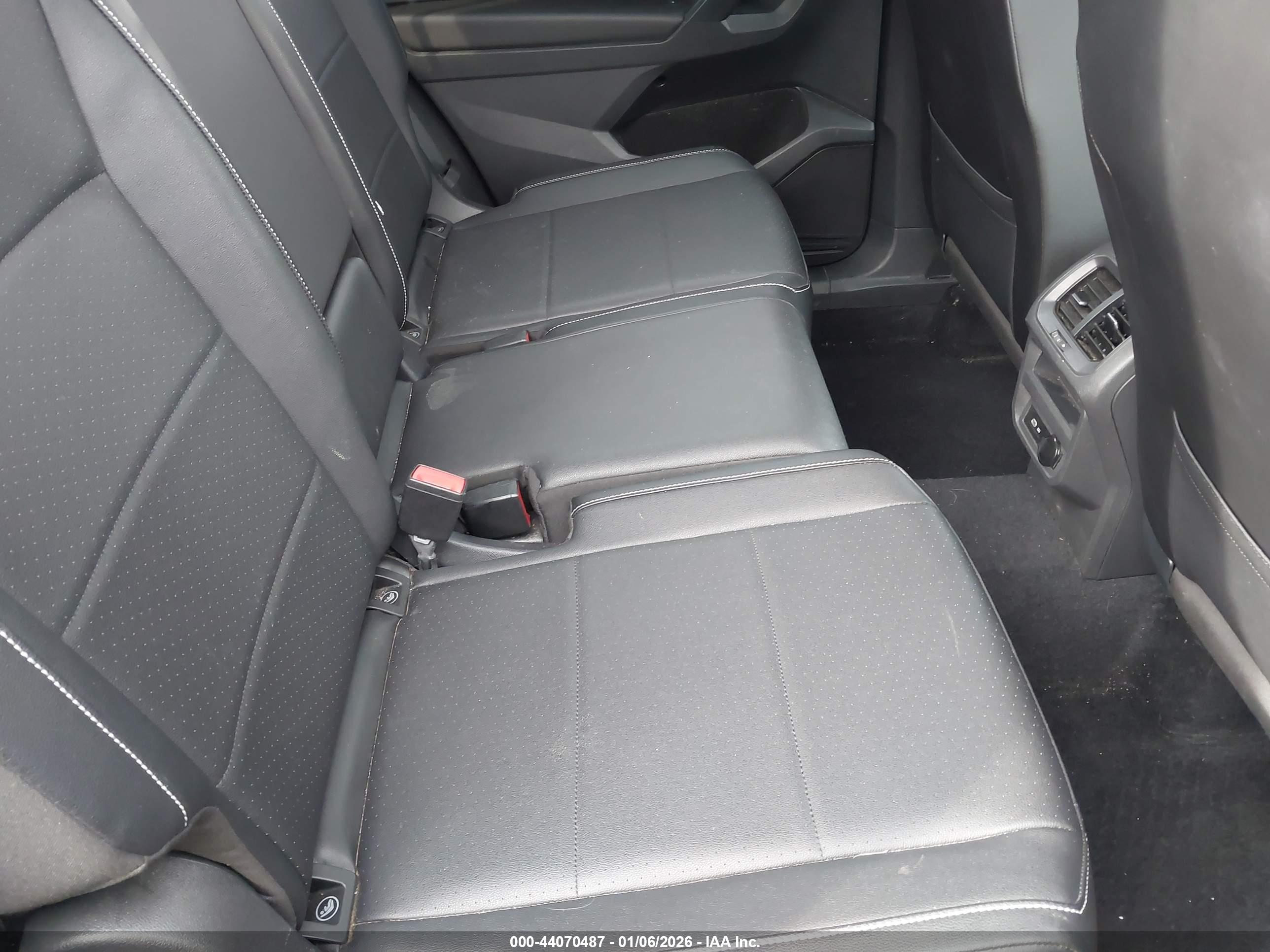 VOLKSWAGEN TIGUAN image 8