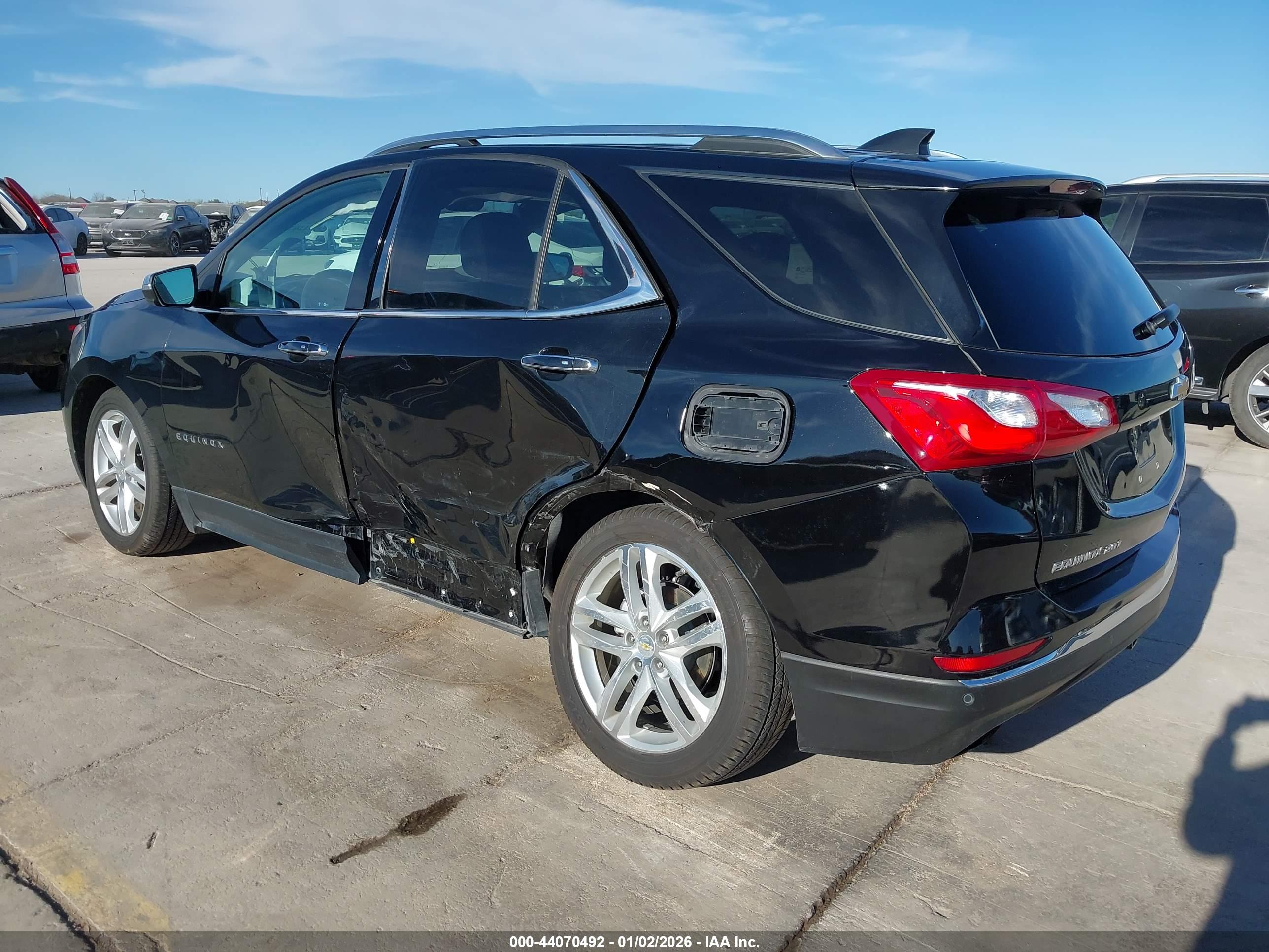CHEVROLET EQUINOX image 3