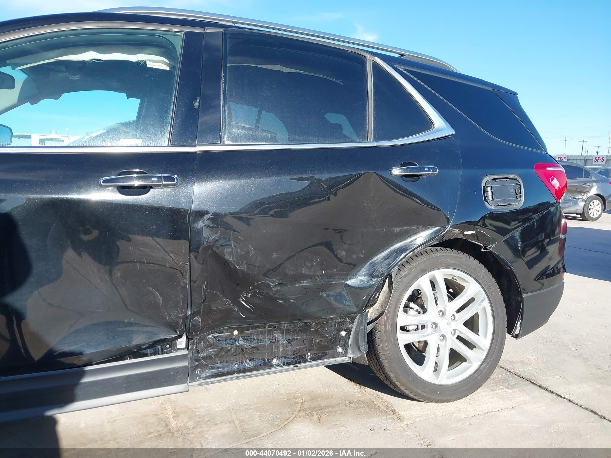 CHEVROLET EQUINOX image 6