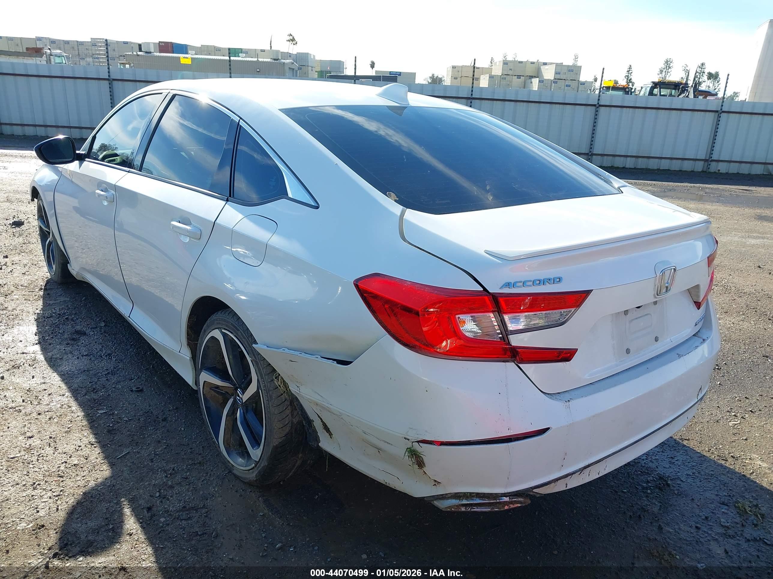 HONDA ACCORD image 3
