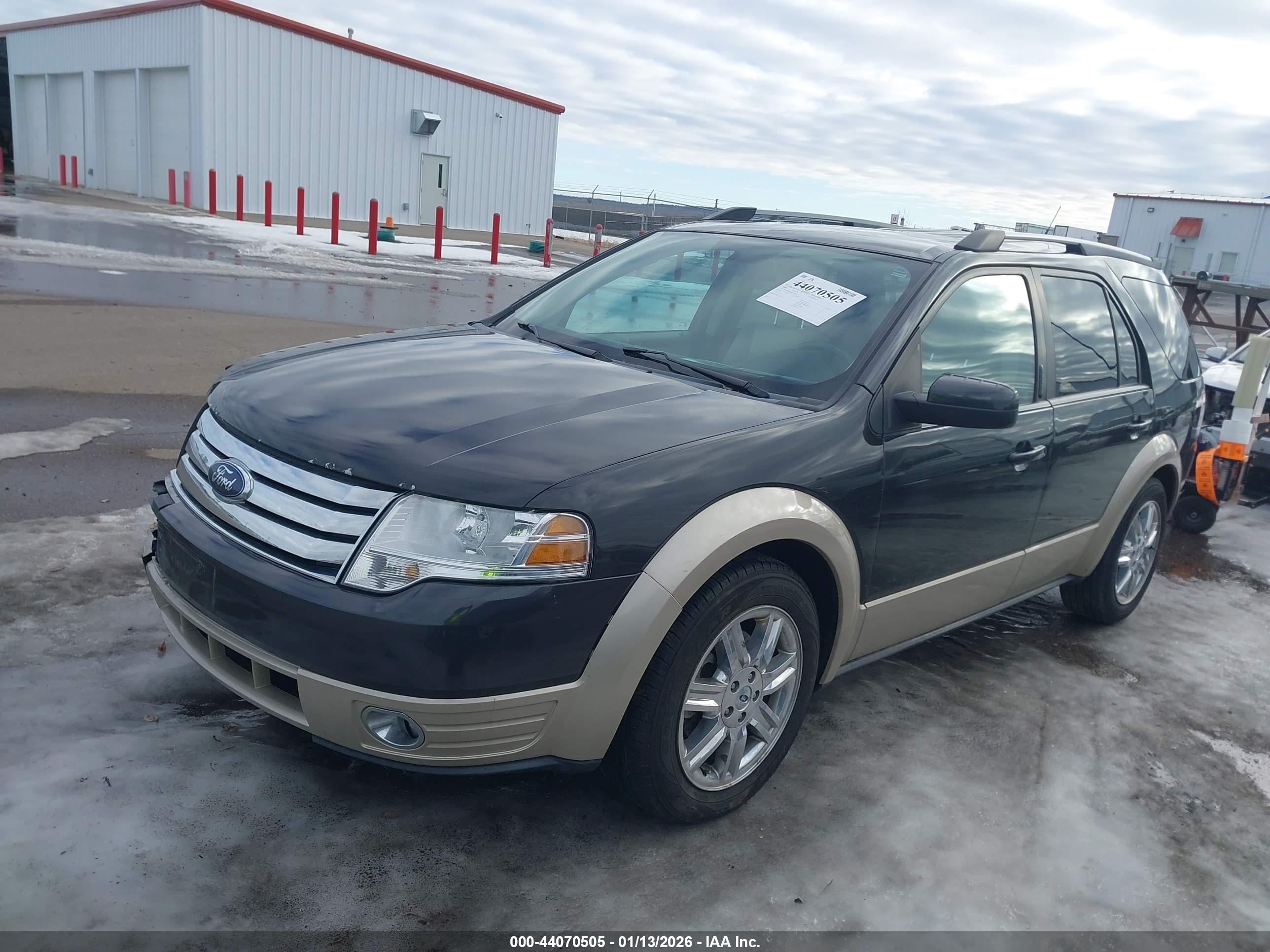 FORD TAURUS image 2