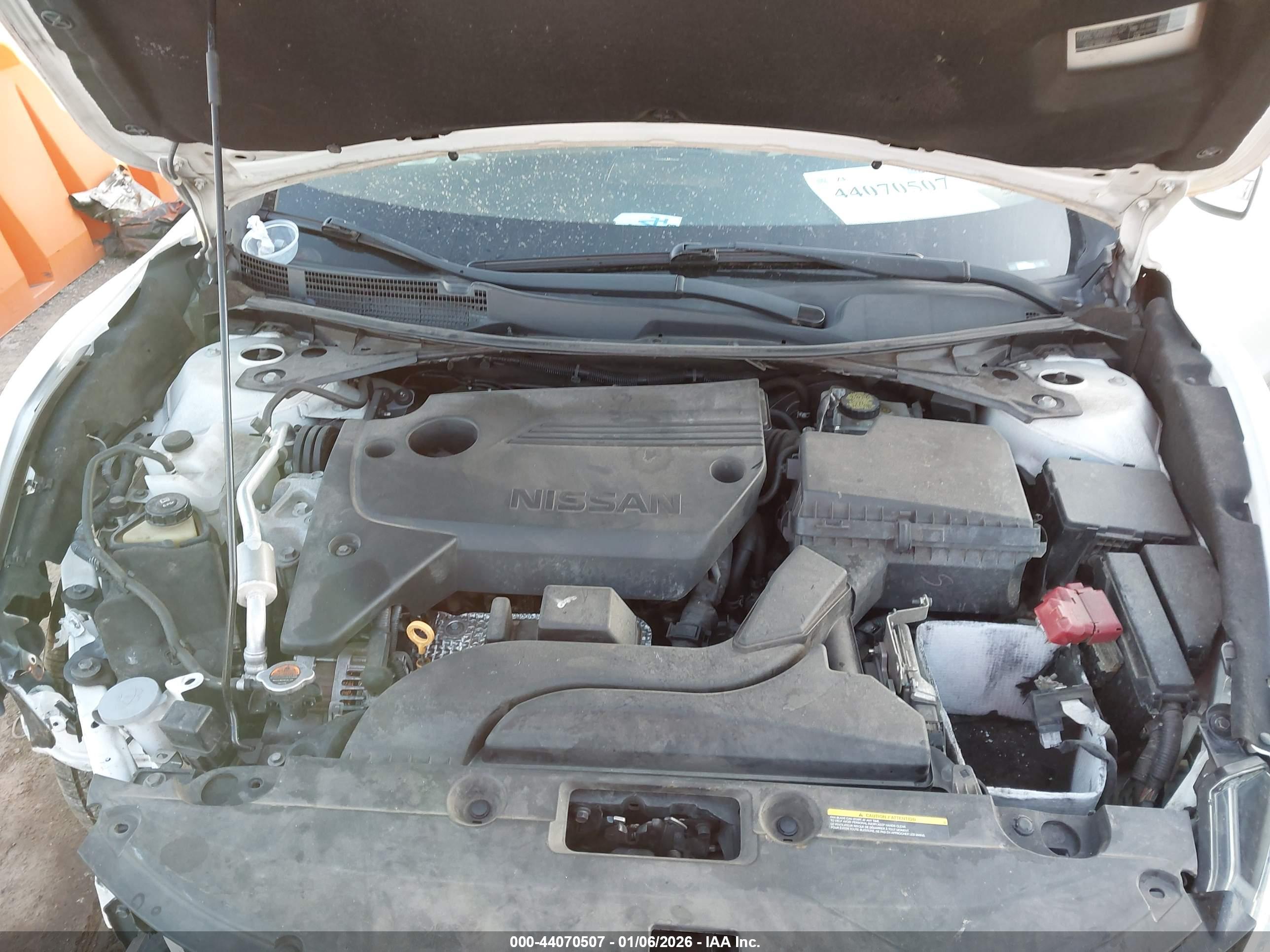 NISSAN ALTIMA image 10