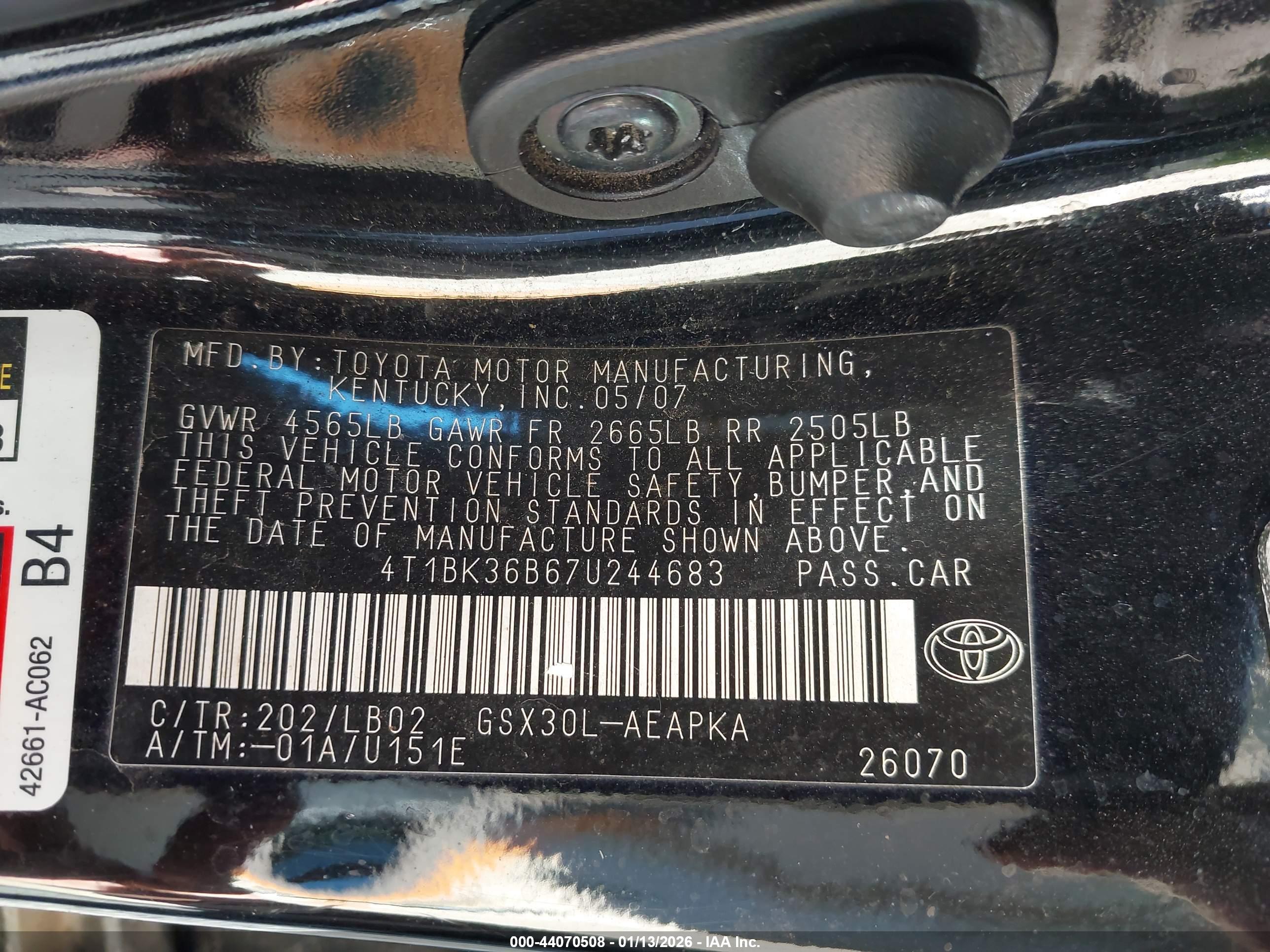 TOYOTA AVALON image 9