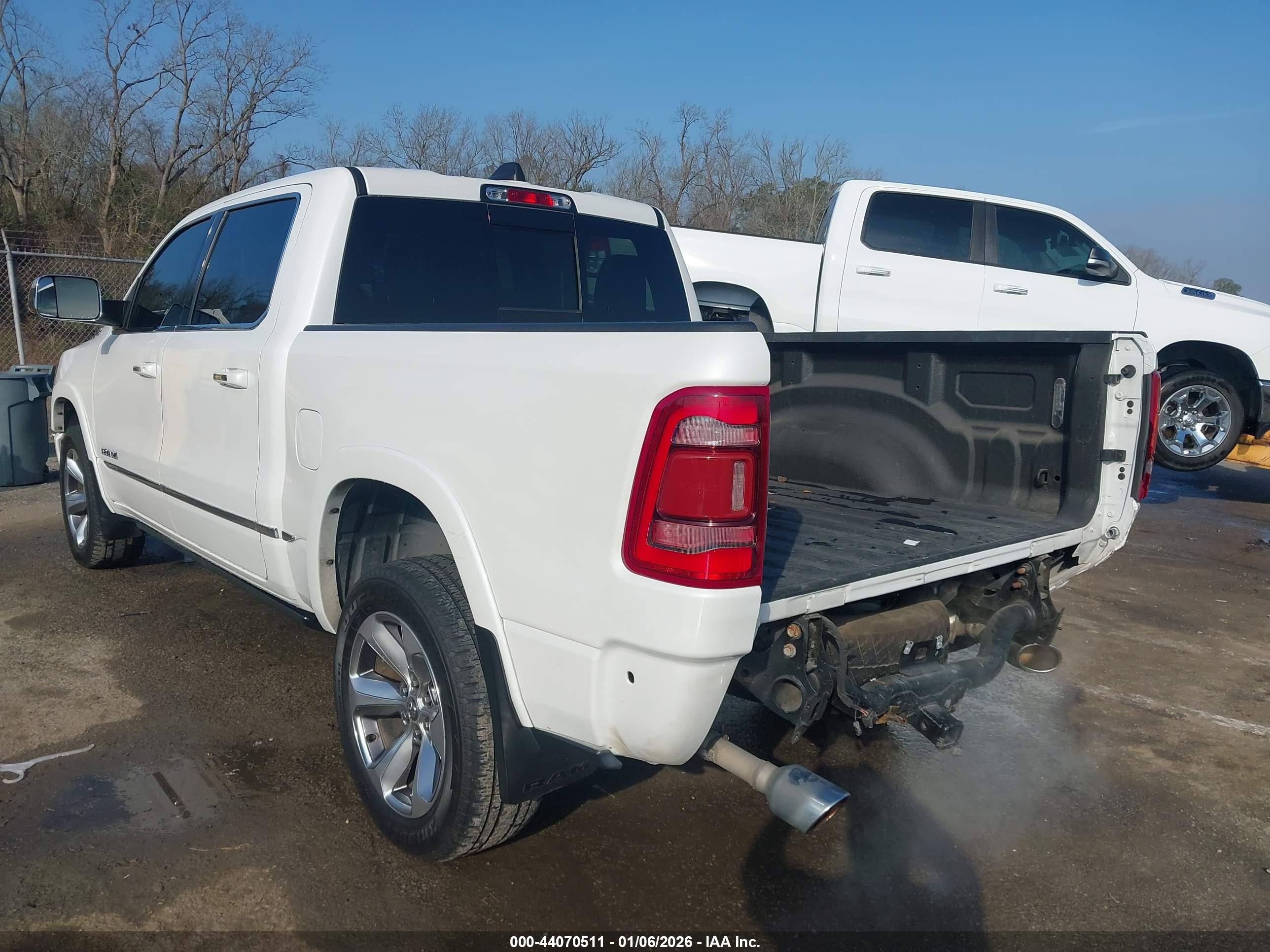 RAM 1500 image 3