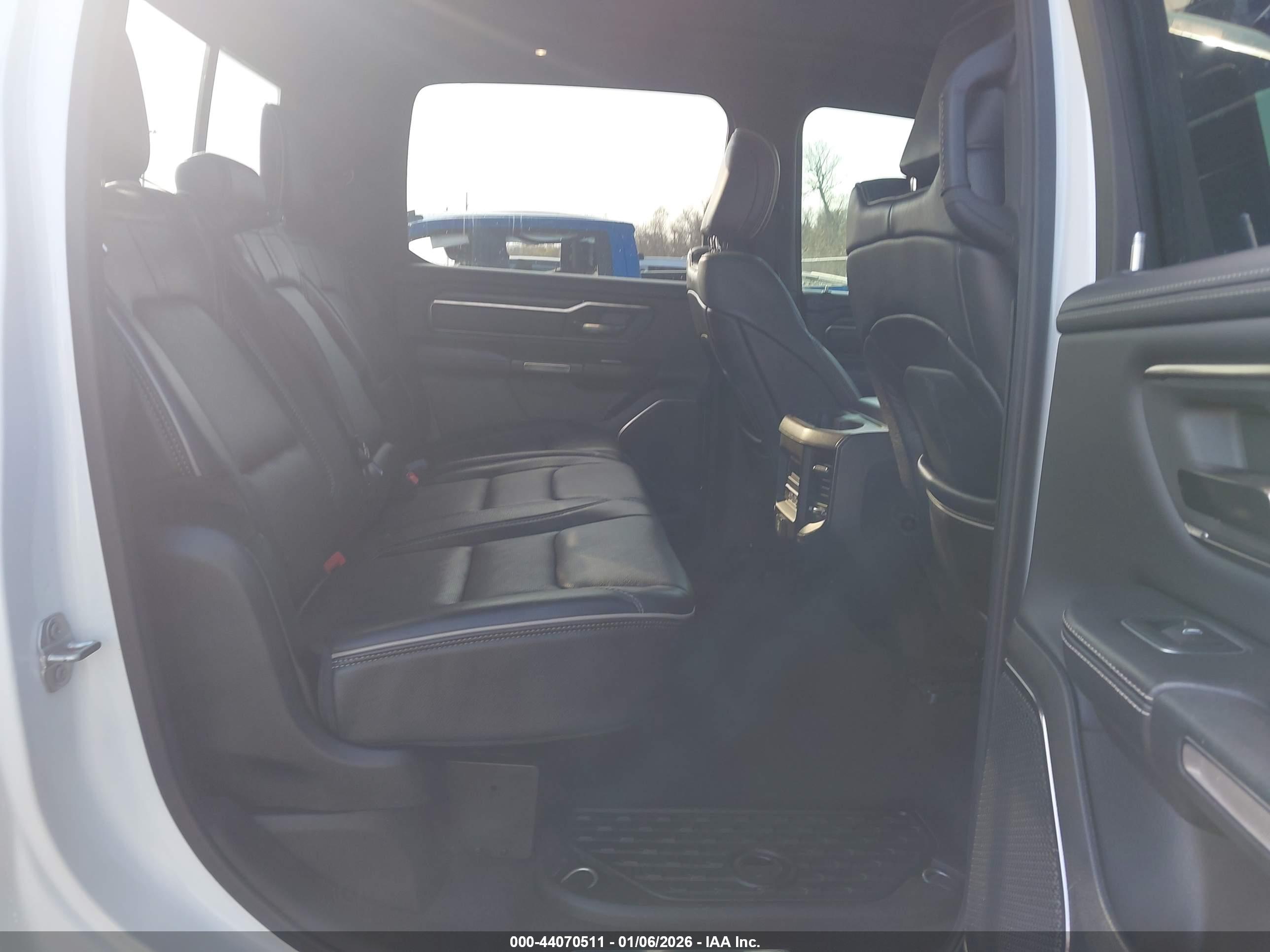 RAM 1500 image 8