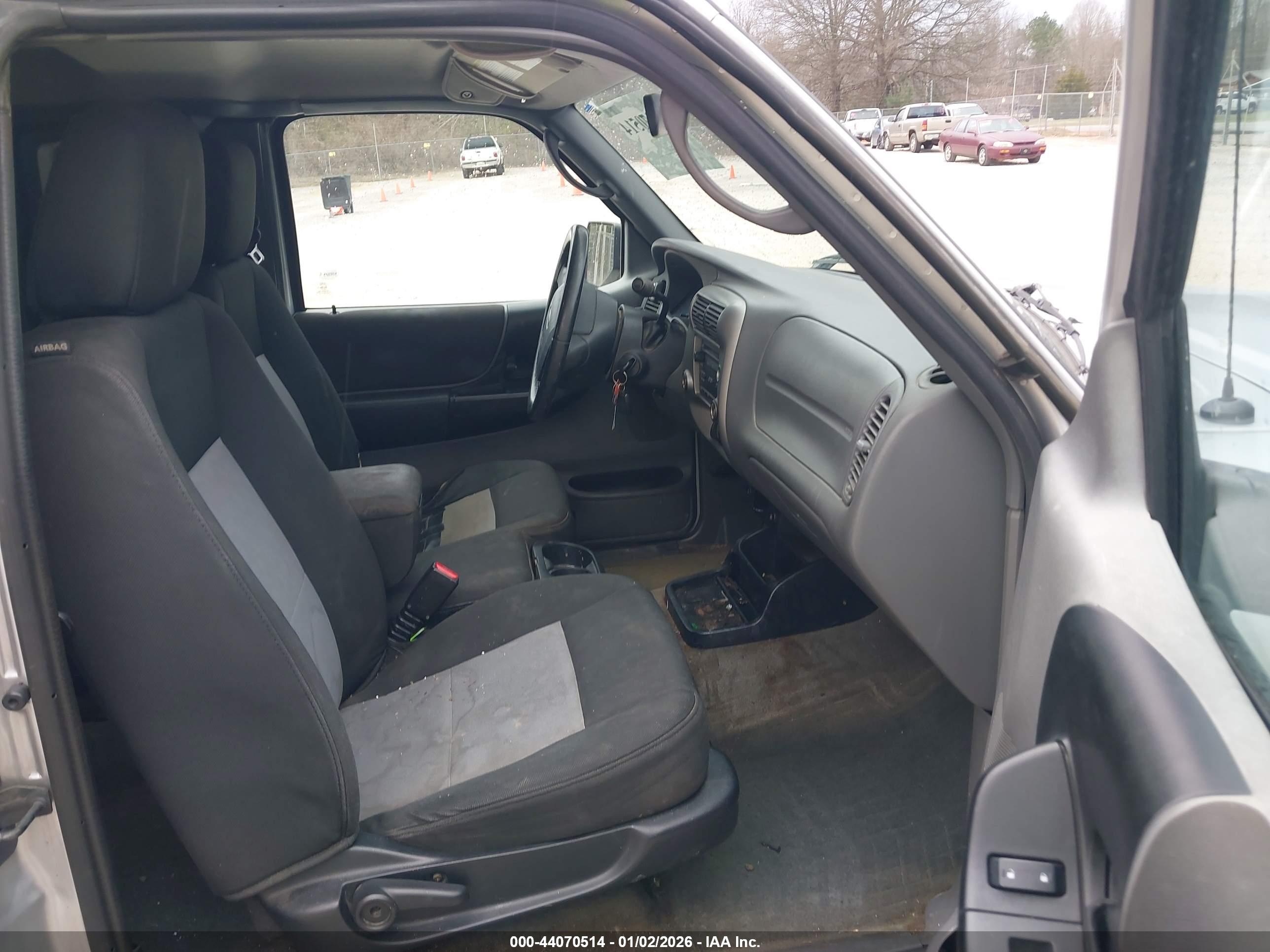 FORD RANGER image 5