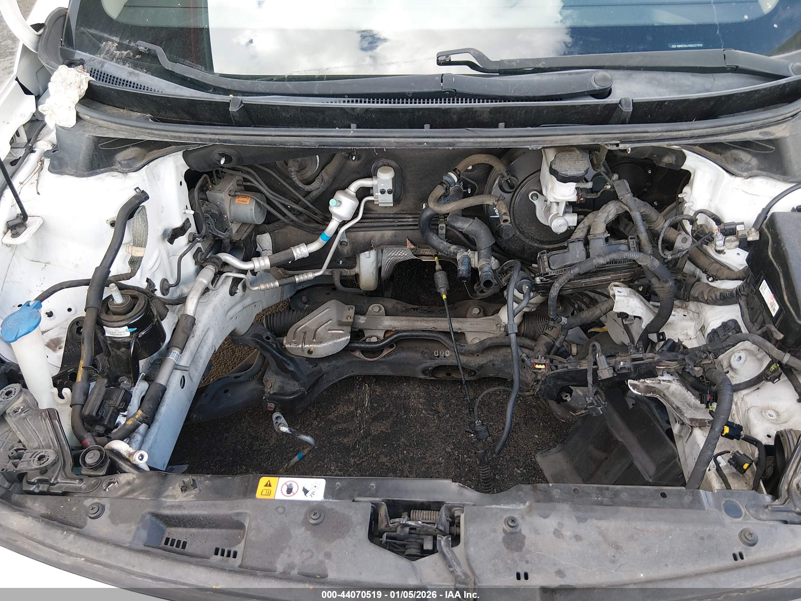 HYUNDAI ELANTRA image 10