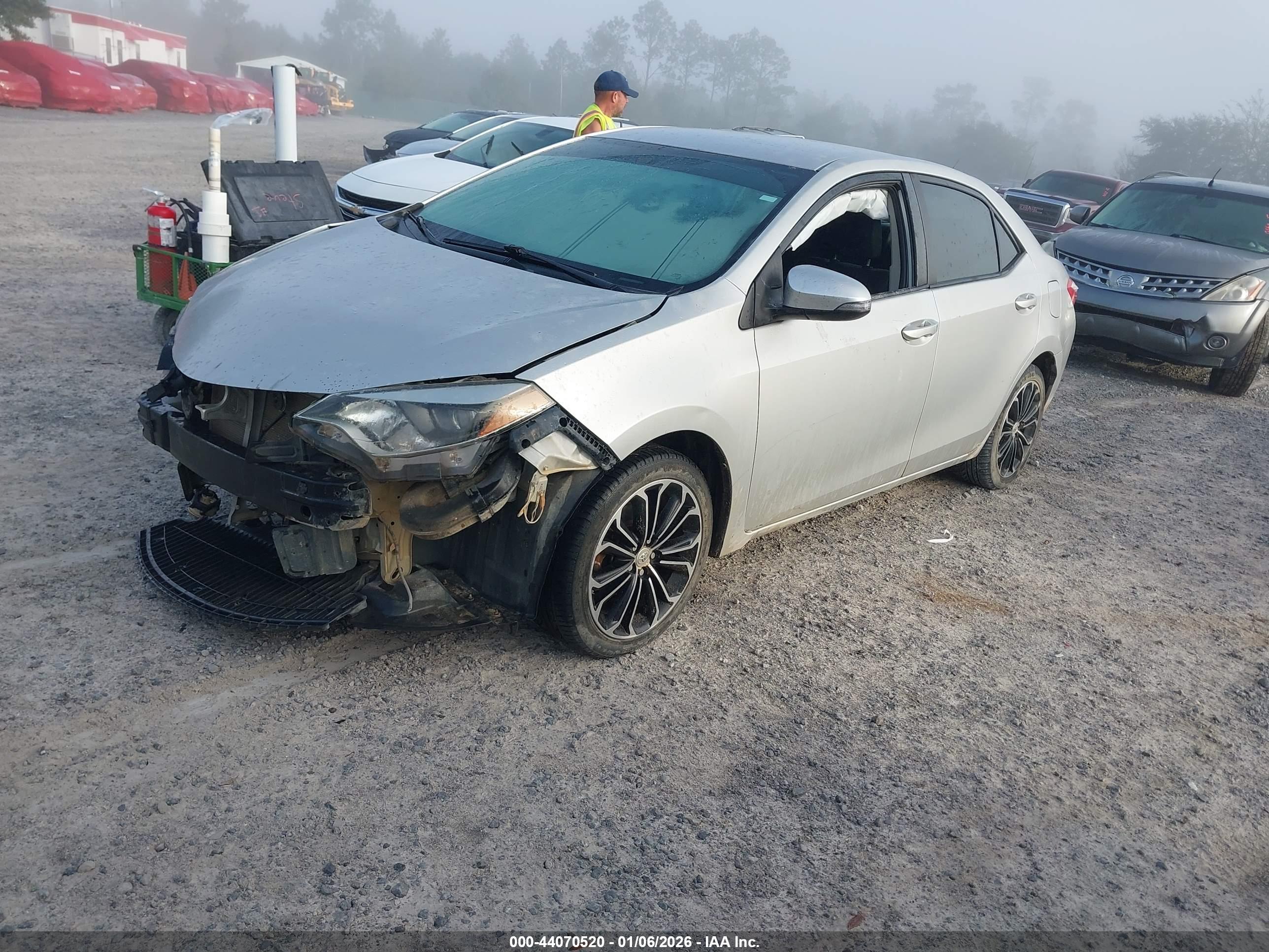 TOYOTA COROLLA image 2