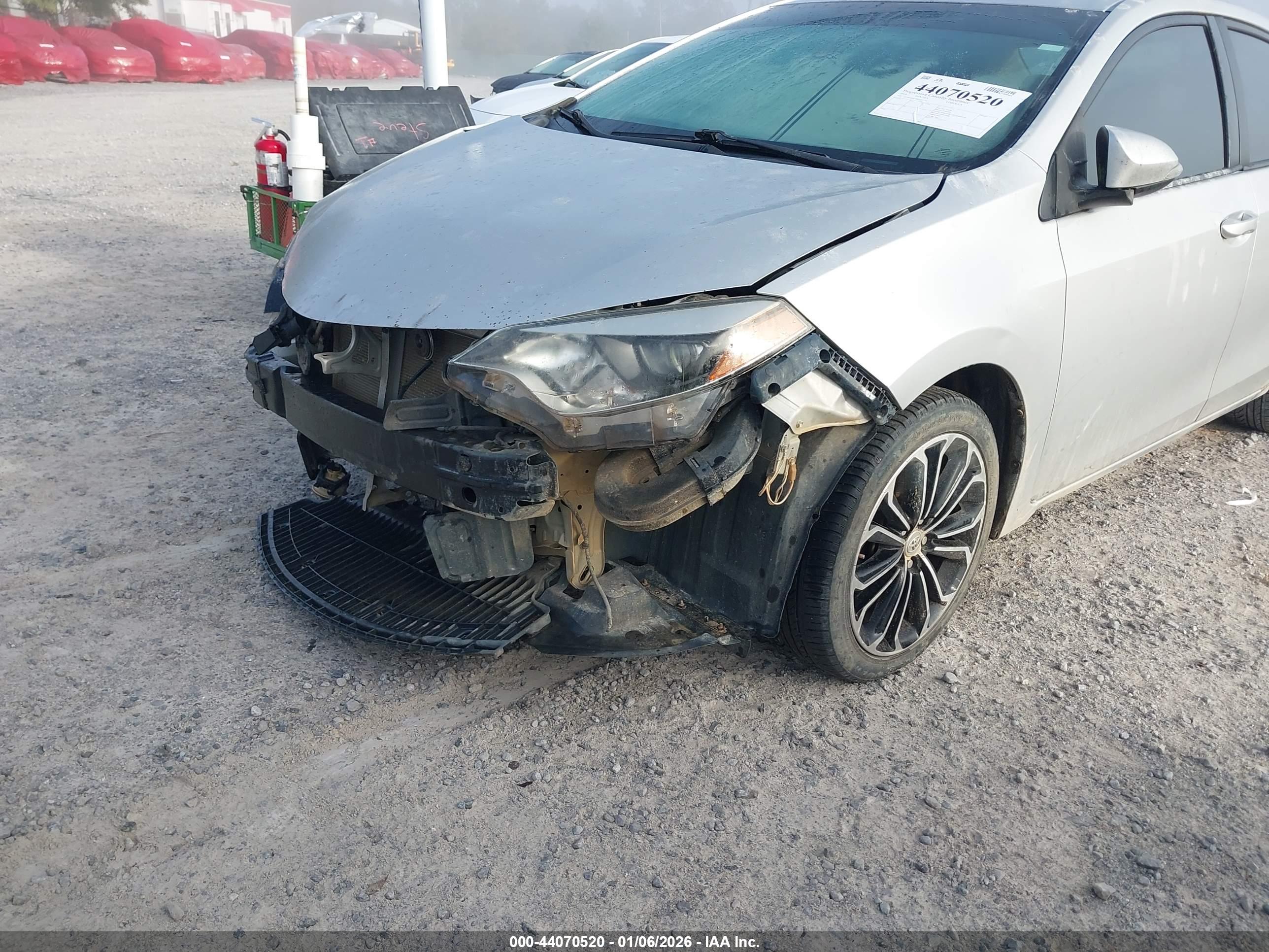 TOYOTA COROLLA image 6