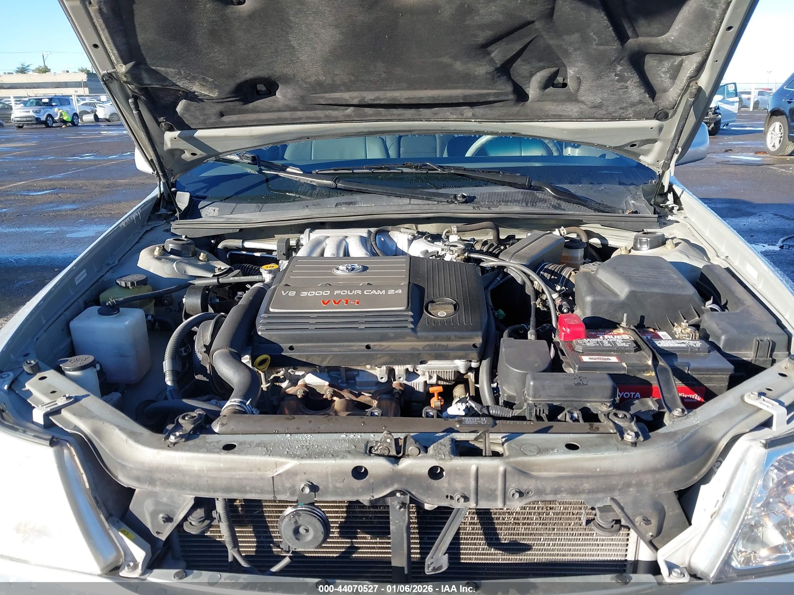 TOYOTA AVALON image 10
