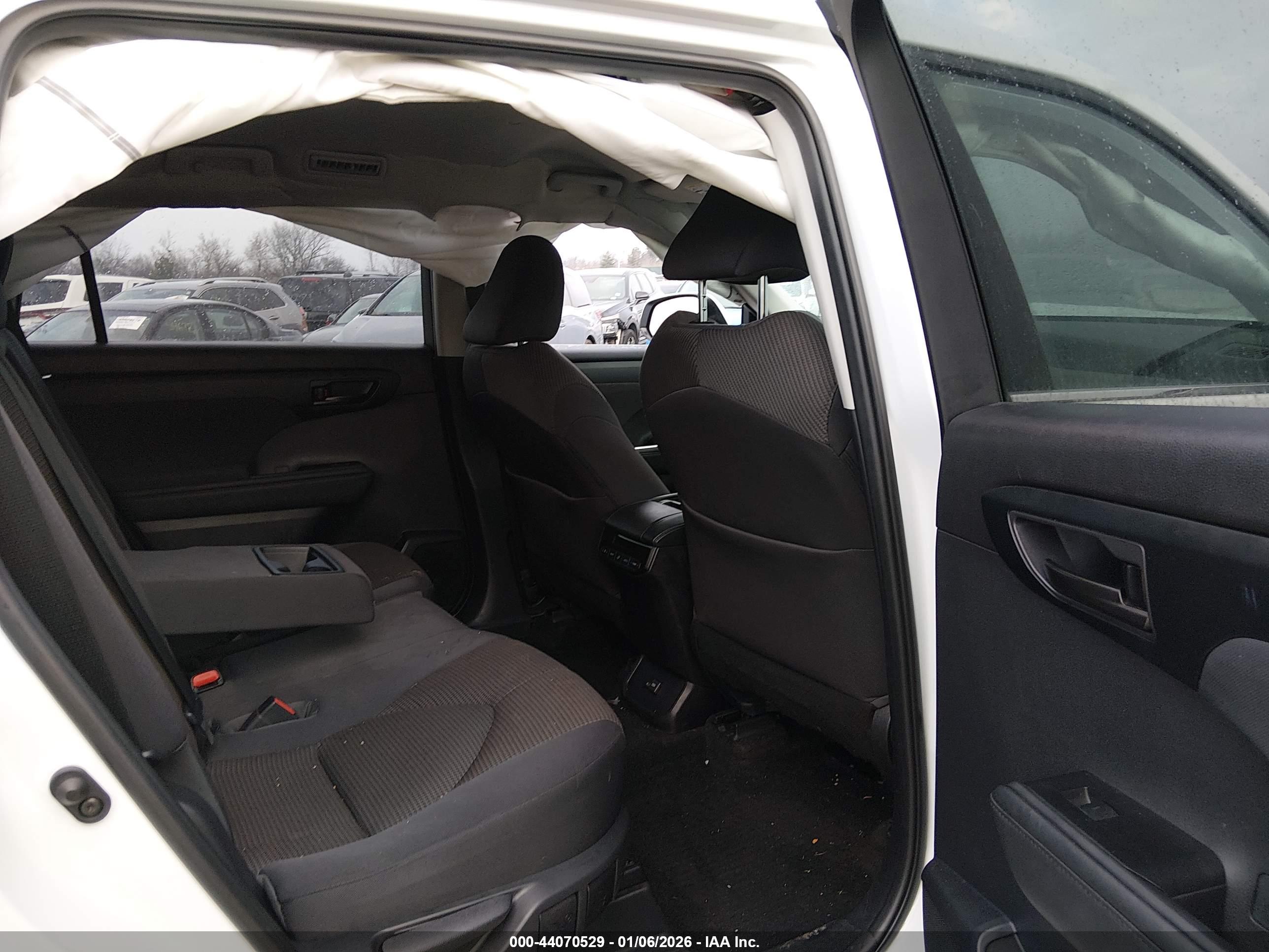 TOYOTA HIGHLANDER image 8