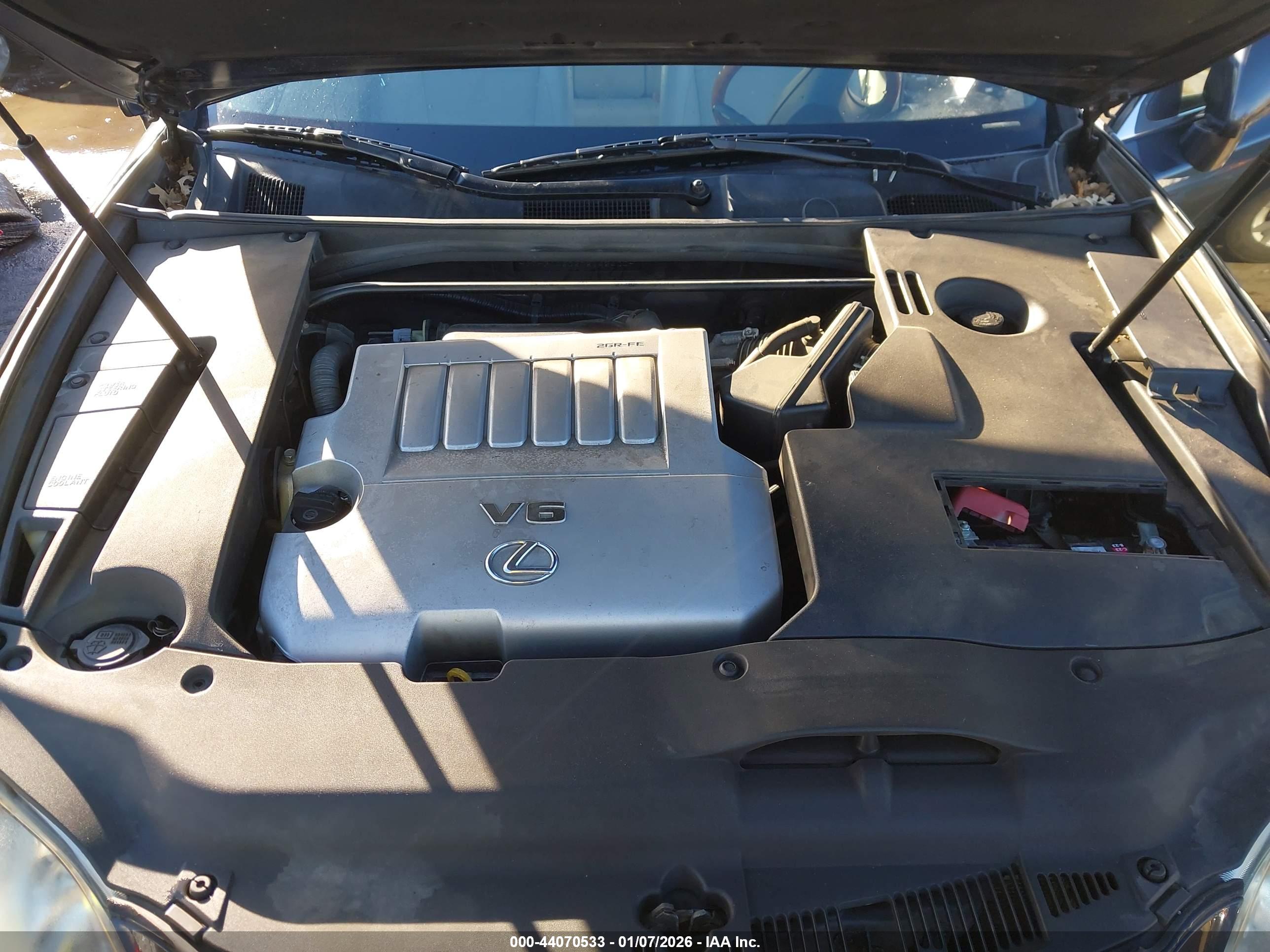LEXUS ES image 10